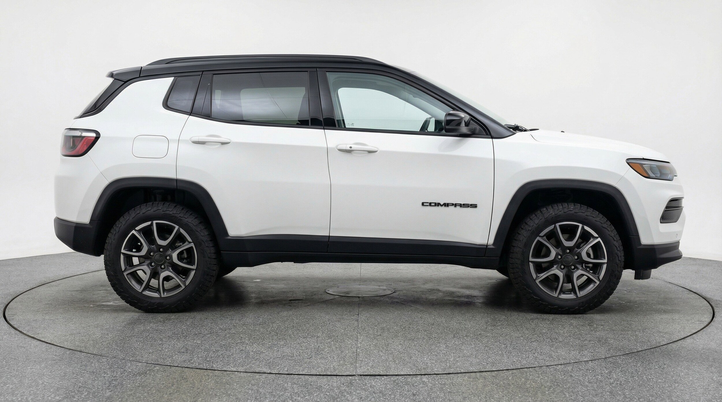 Thumbnail: 2025 Jeep Compass - 11