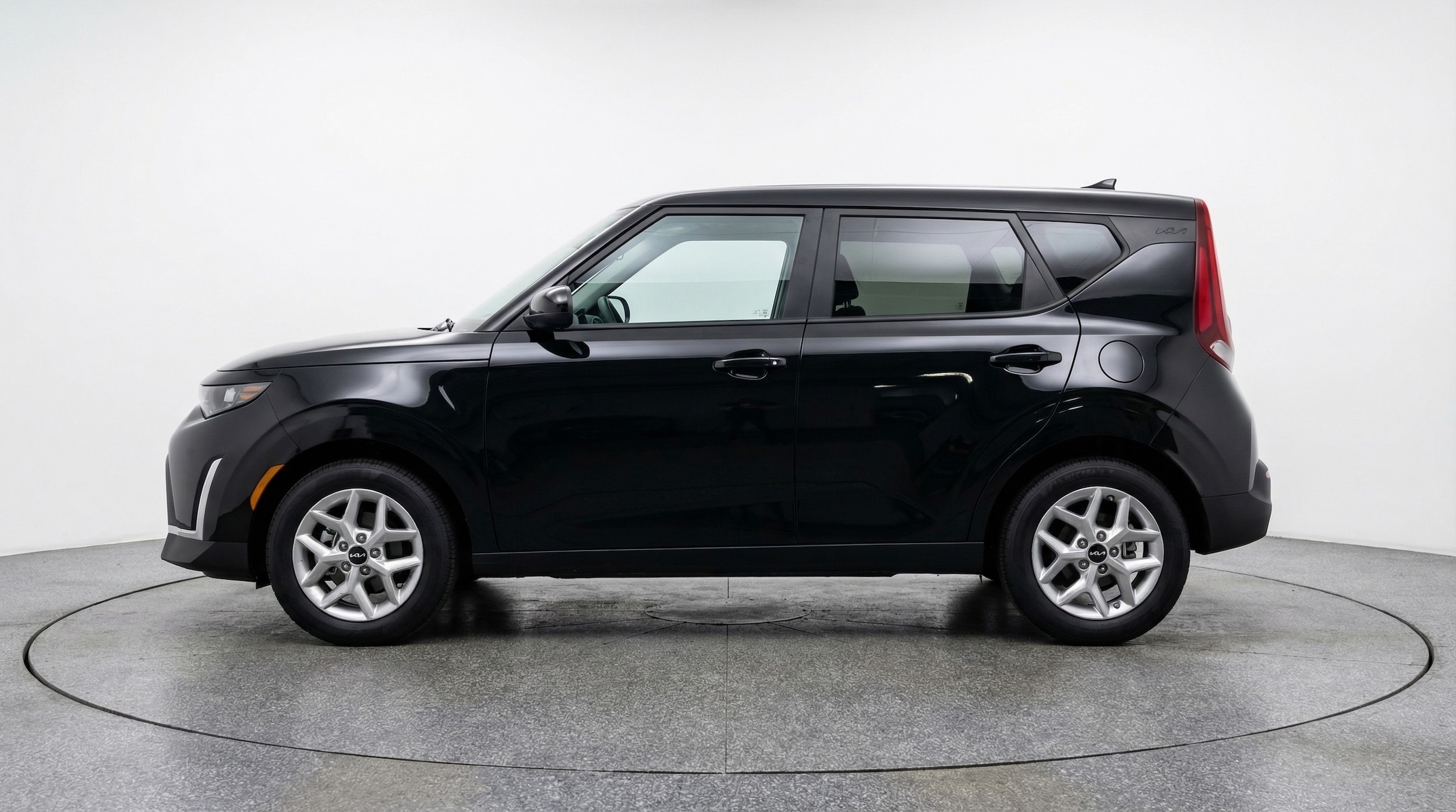 Thumbnail: 2025 Kia Soul - 4