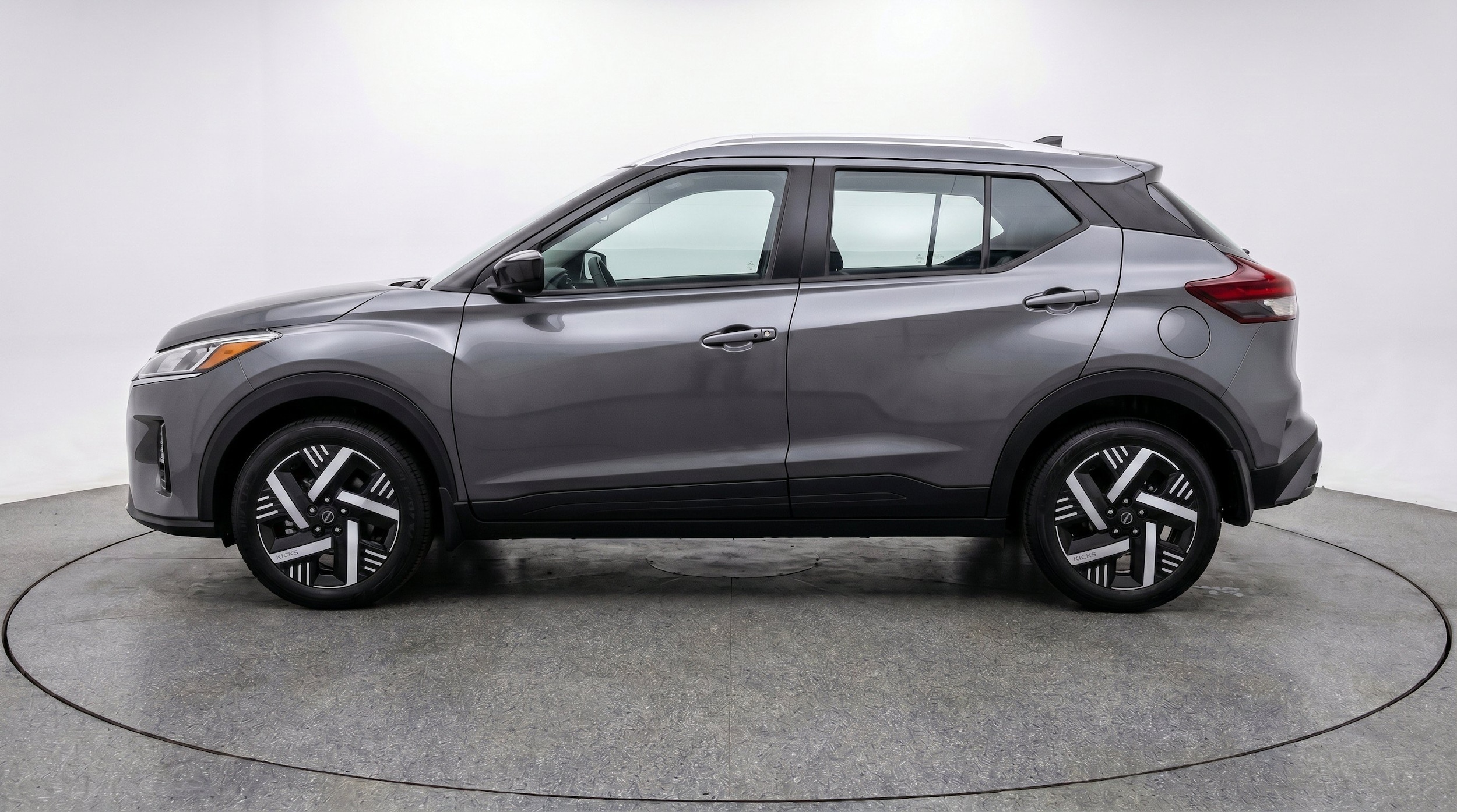 Thumbnail: 2026 Nissan Kicks - 5