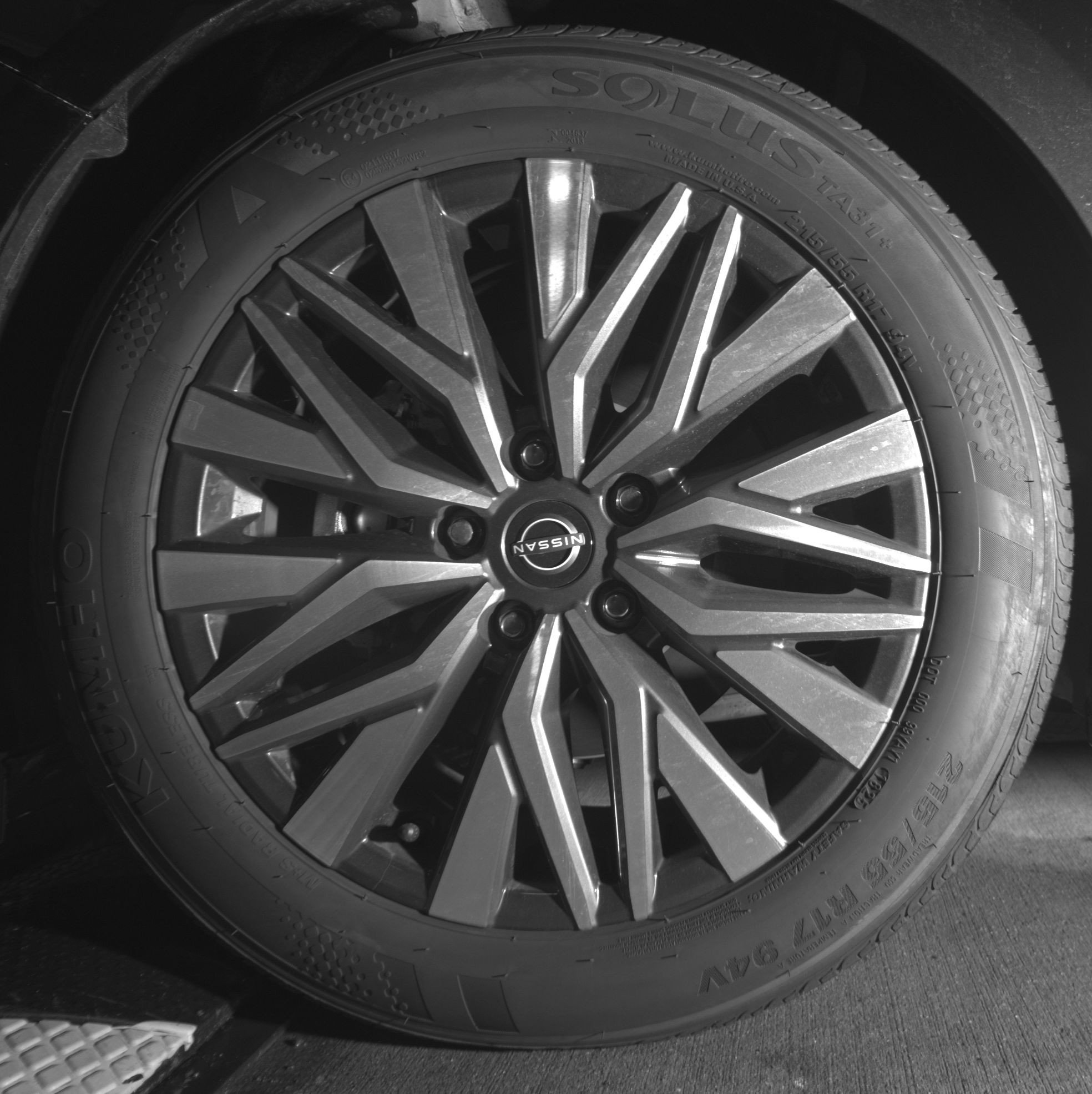 Thumbnail: 2025 Nissan Altima - 14