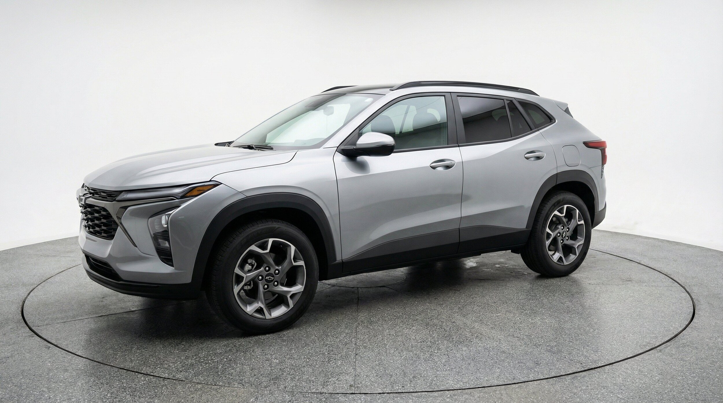 Thumbnail: 2025 Chevrolet Trax - 3