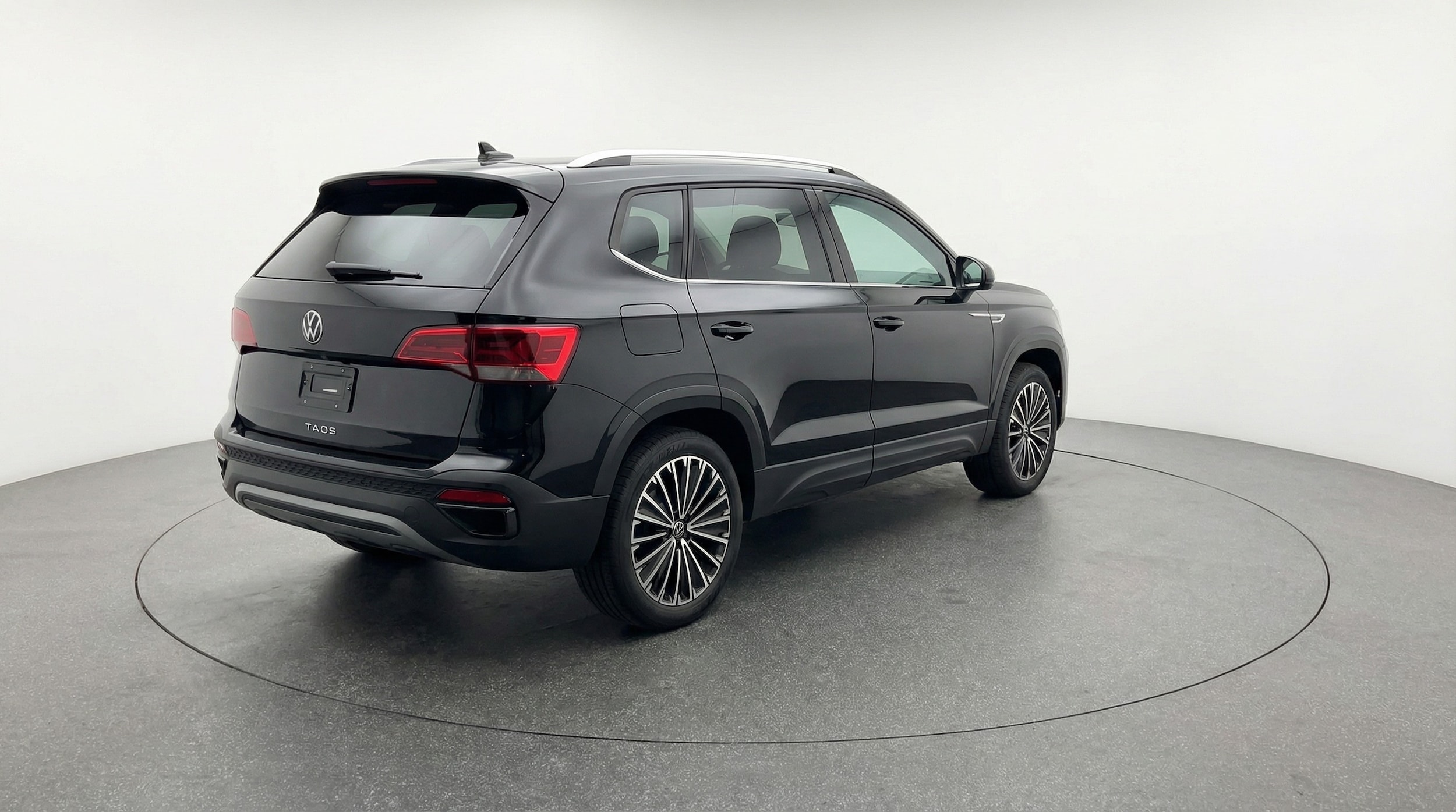 Thumbnail: 2025 Volkswagen Taos - 7