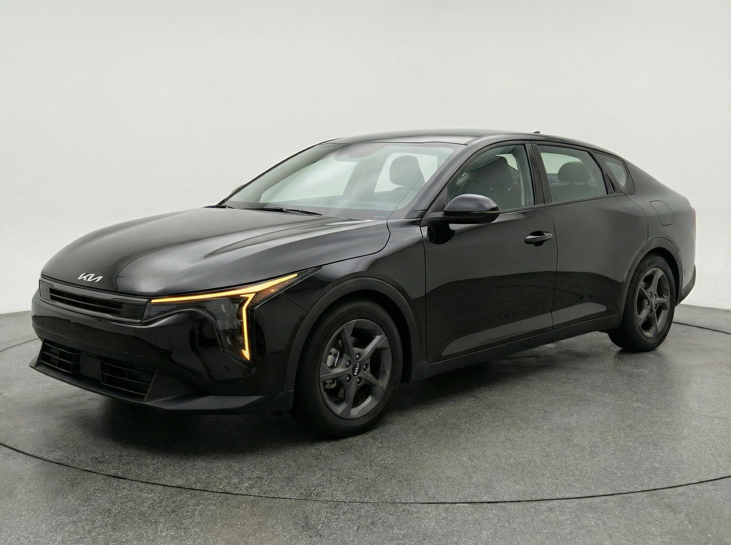 Thumbnail: 2025 Kia K4 - 3