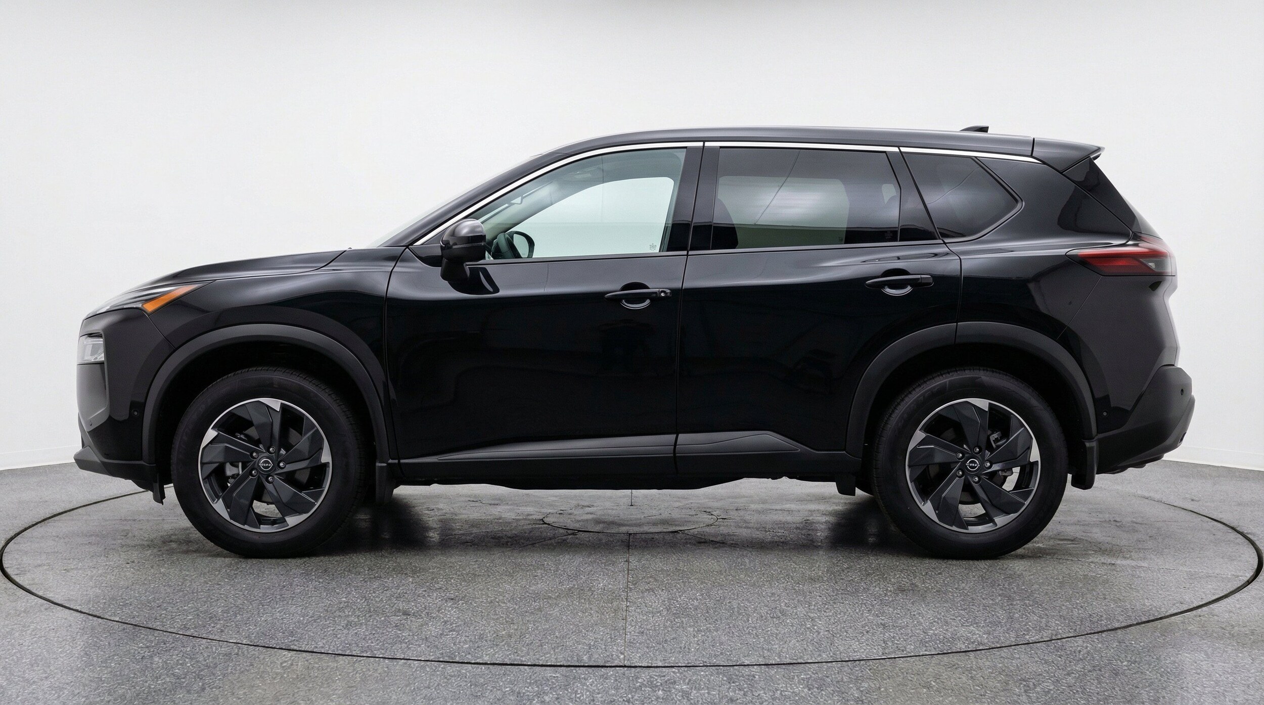 Thumbnail: 2025 Nissan Rogue - 5