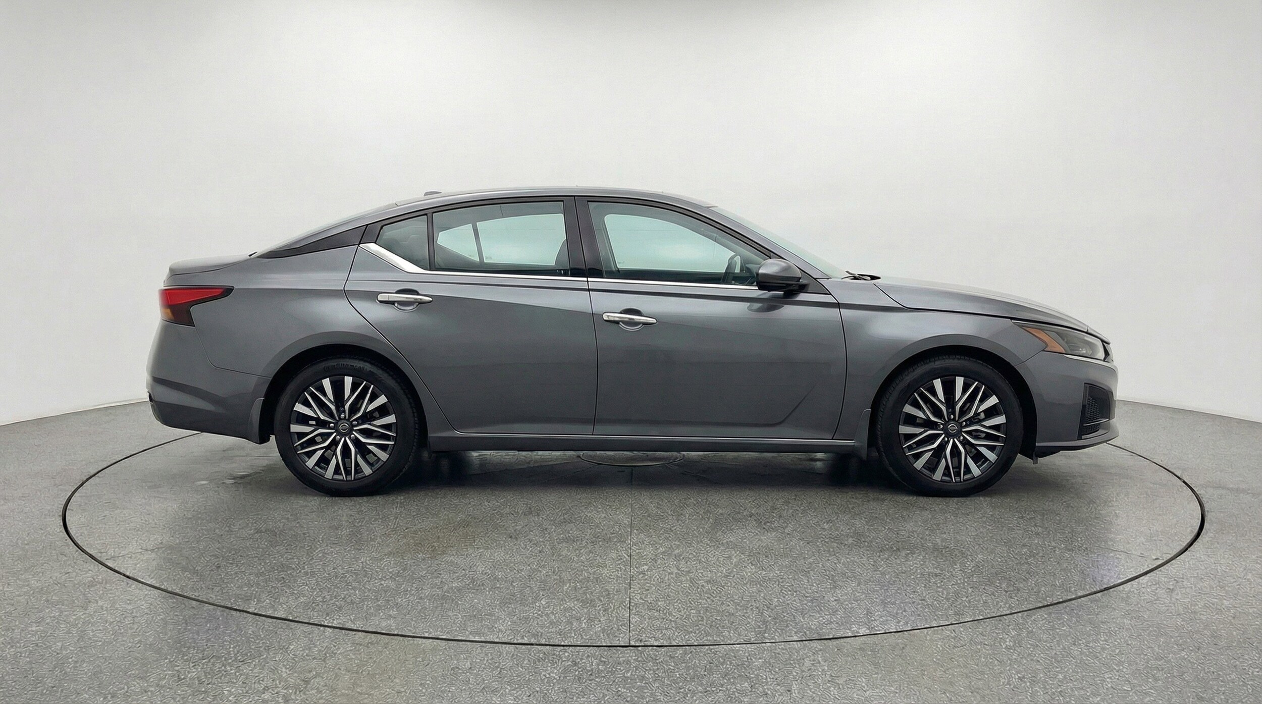 Thumbnail: 2025 Nissan Altima - 11