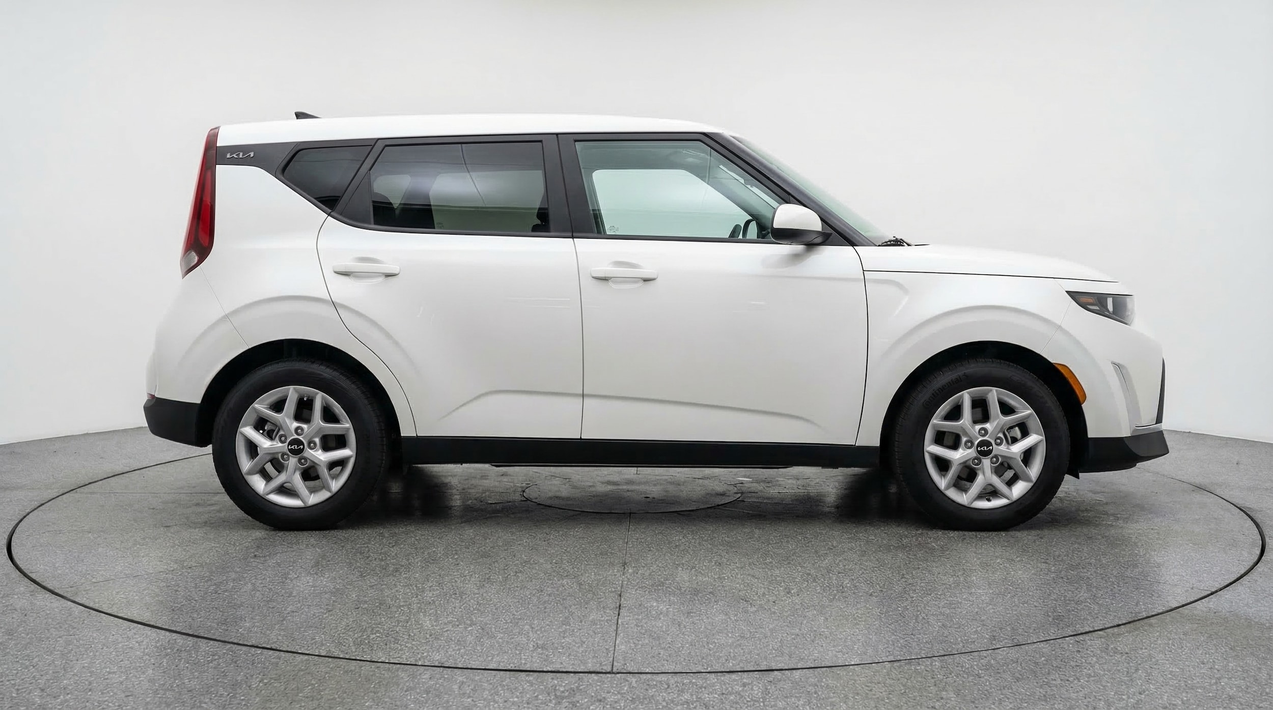 Thumbnail: 2025 Kia Soul - 8