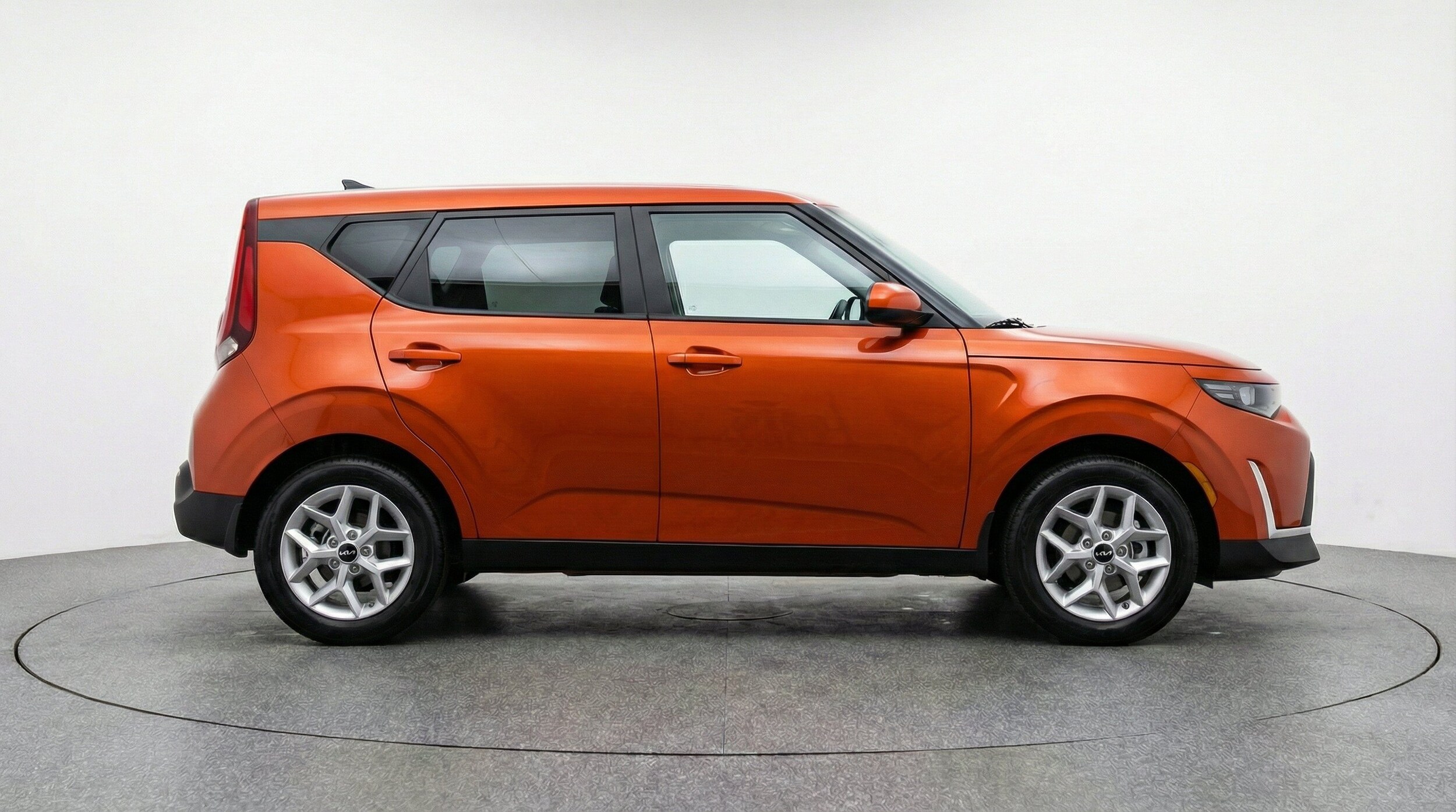 Thumbnail: 2025 Kia Soul - 11