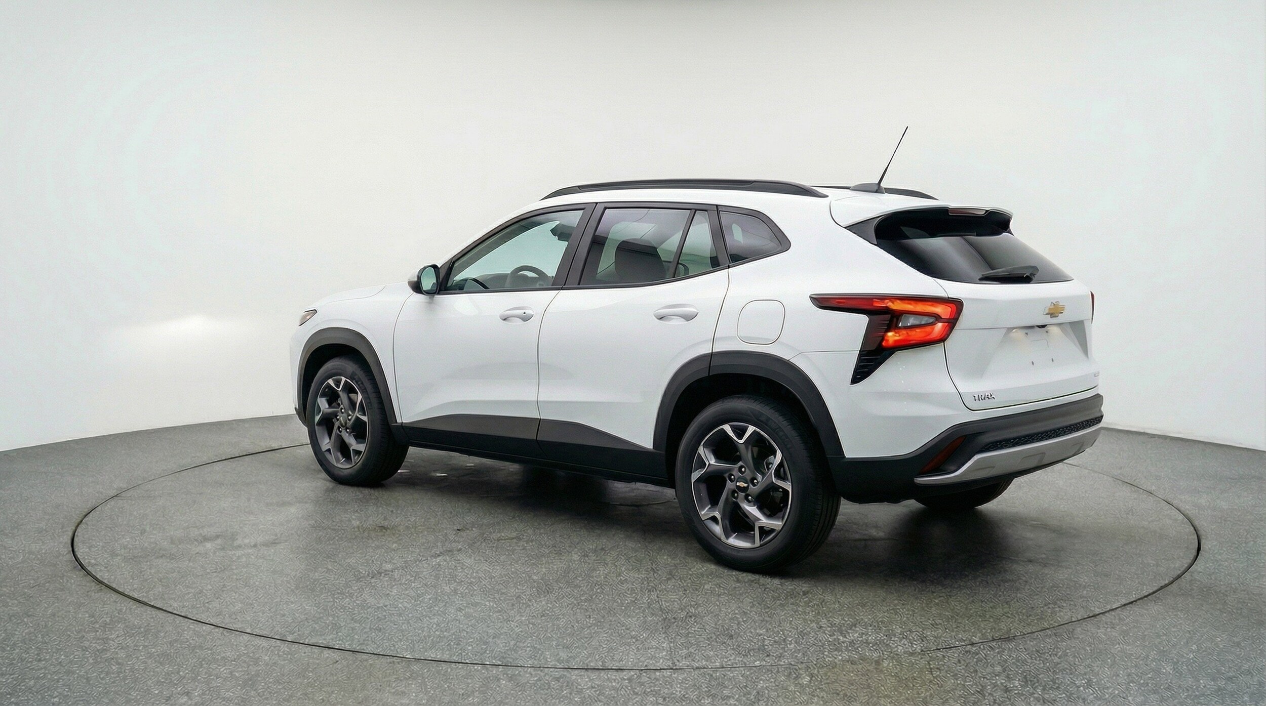 Thumbnail: 2025 Chevrolet Trax - 6