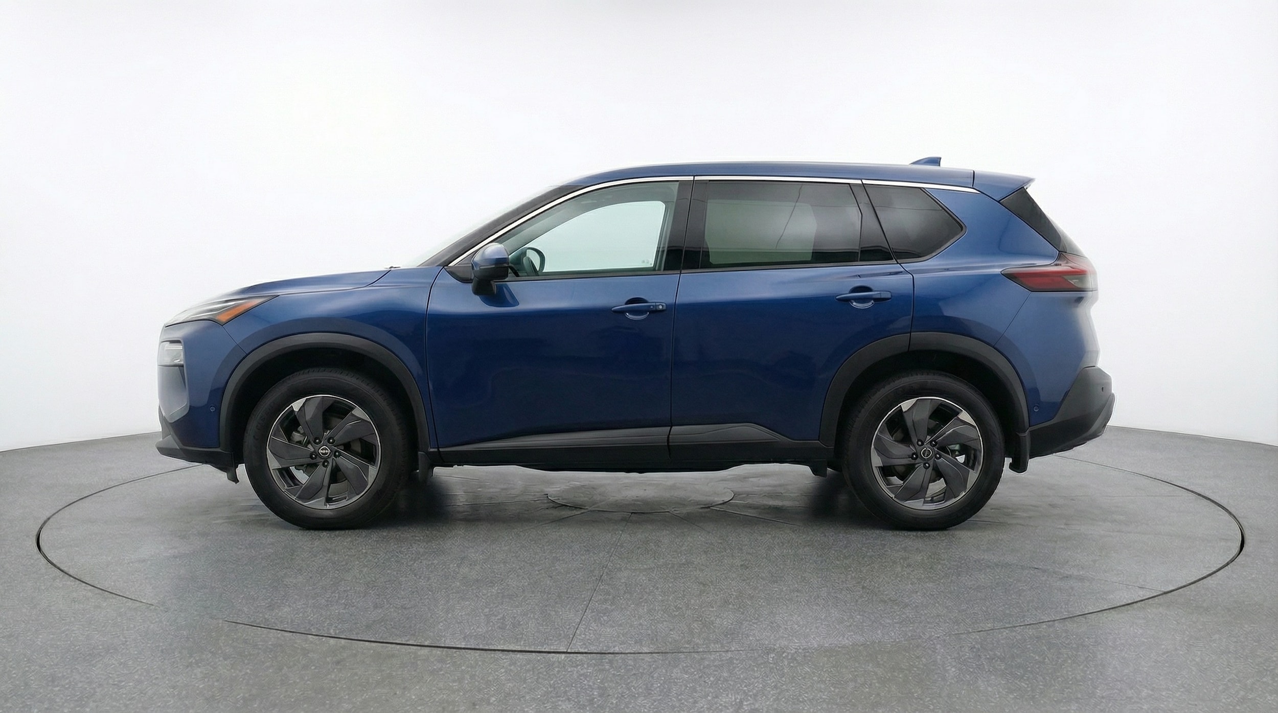 Thumbnail: 2025 Nissan Rogue - 4