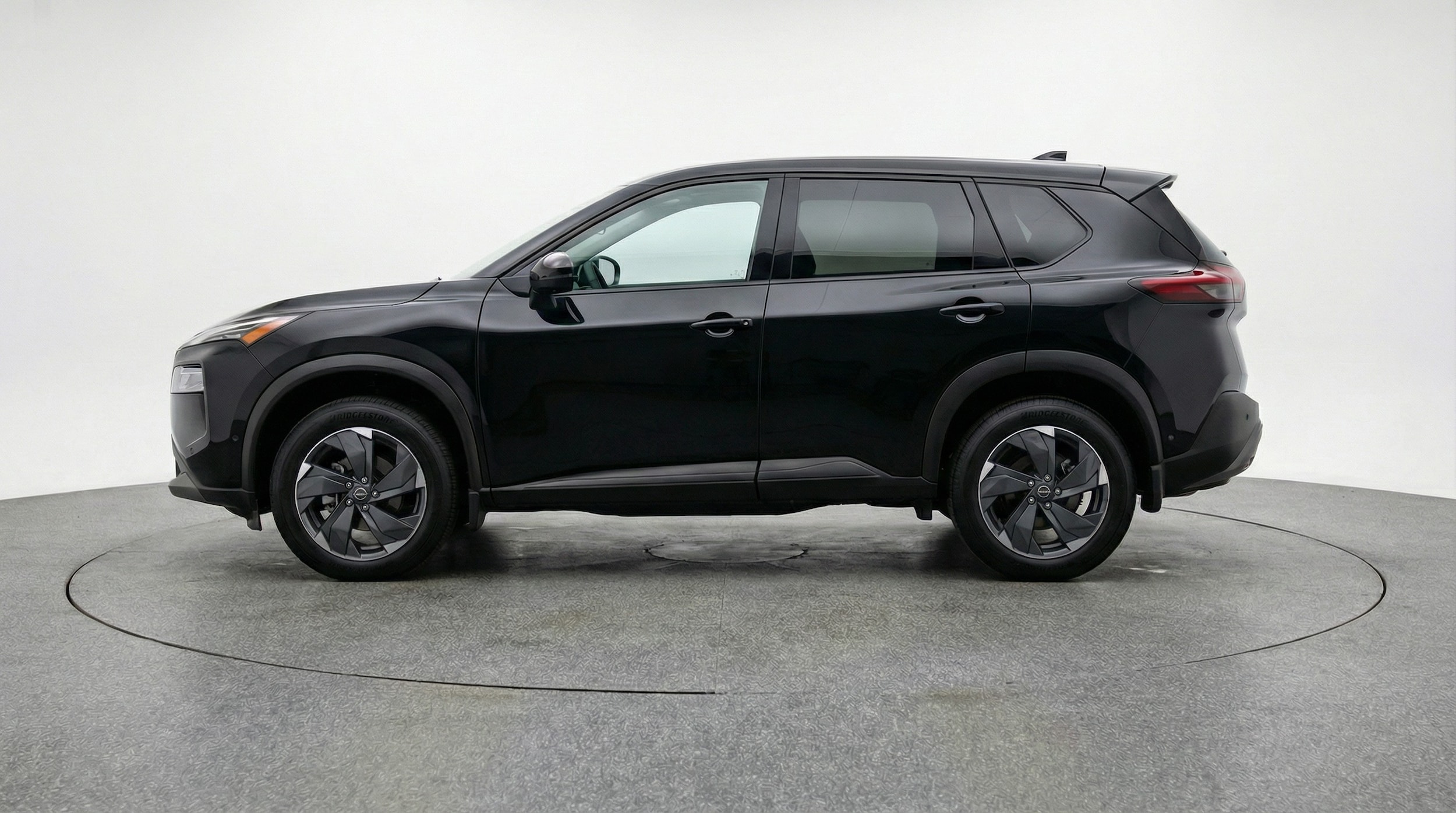 Thumbnail: 2025 Nissan Rogue - 4