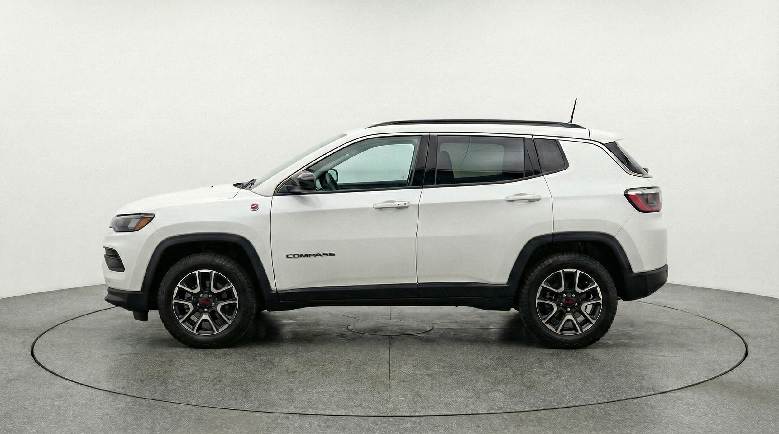 Thumbnail: 2025 Jeep Compass - 4