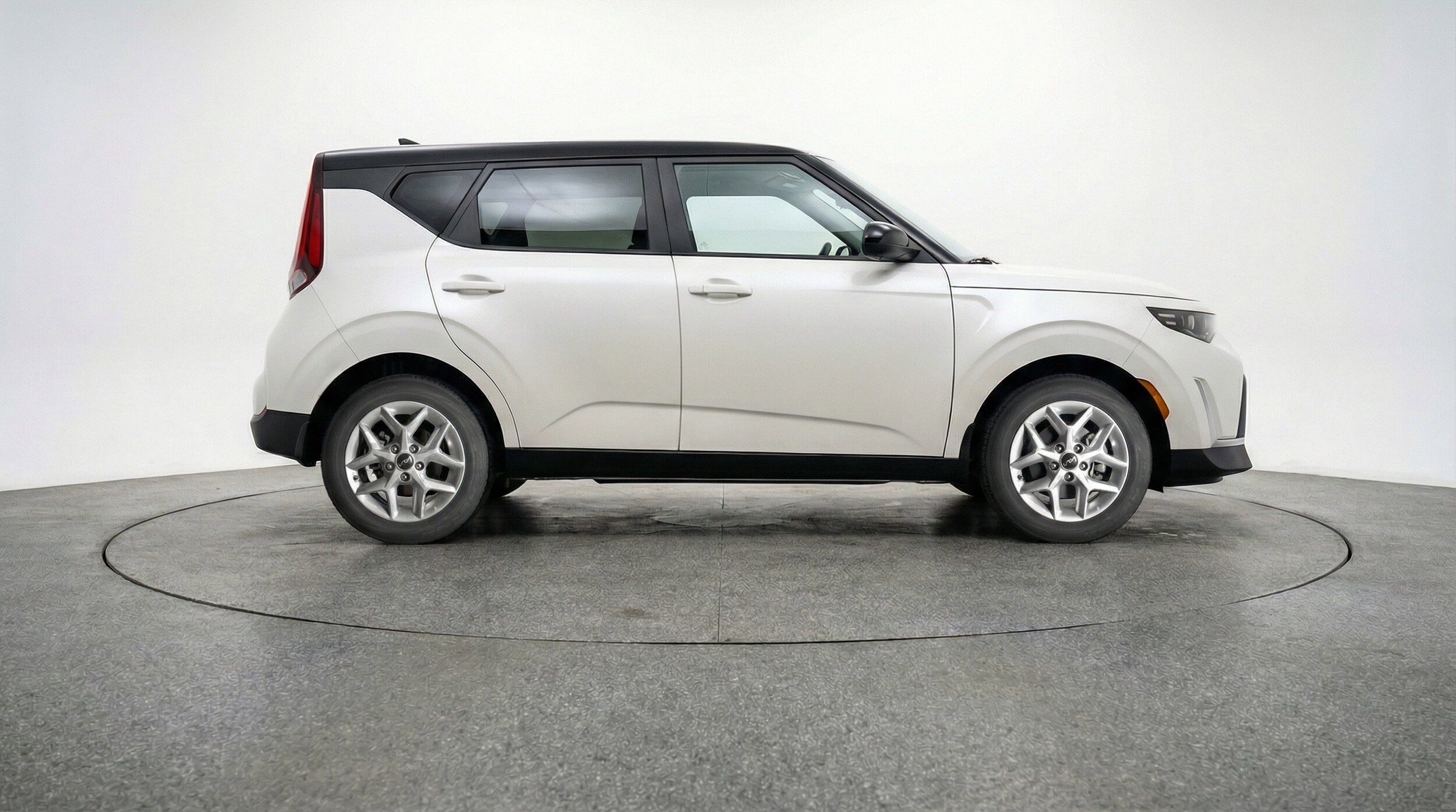 Thumbnail: 2025 Kia Soul - 11