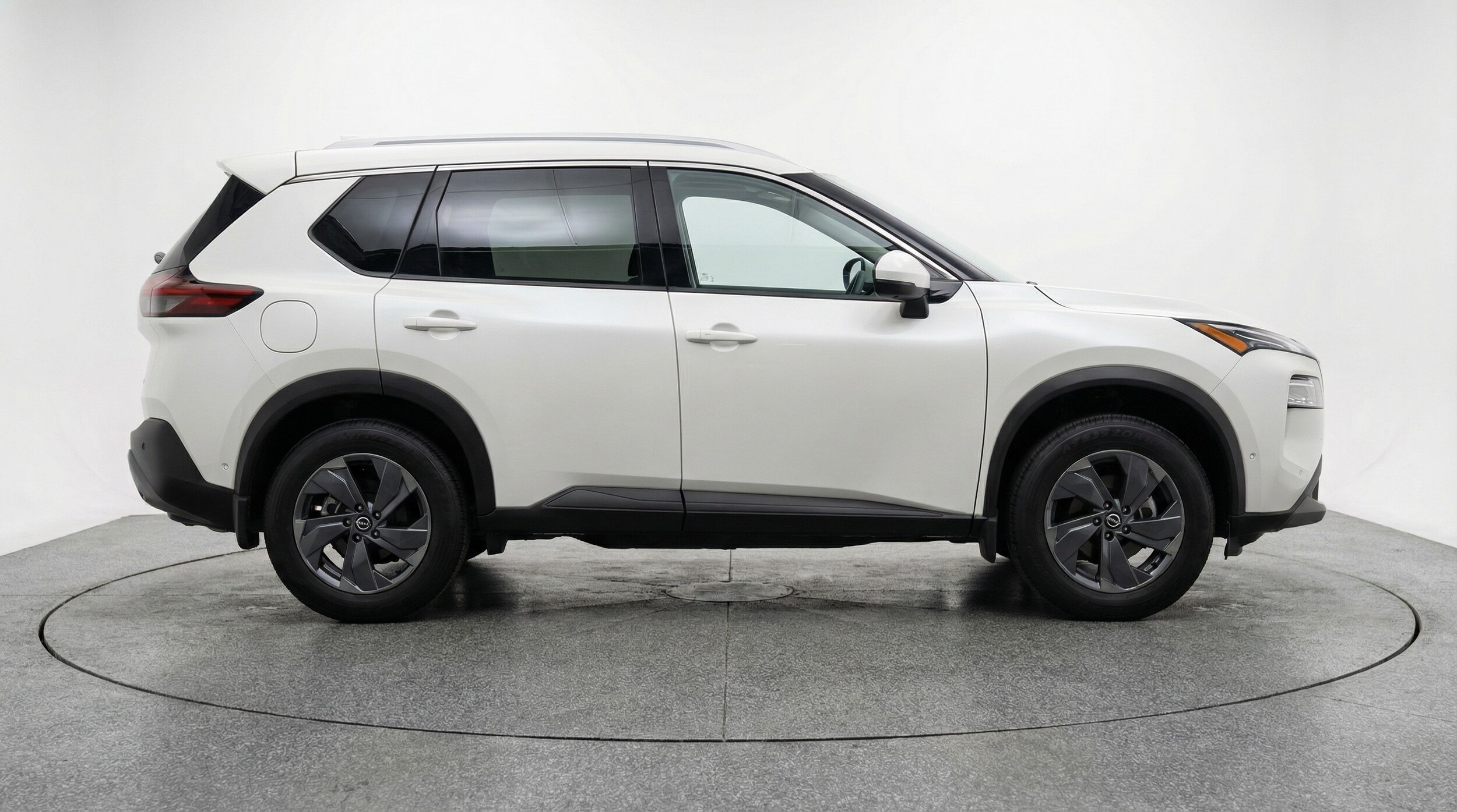 Thumbnail: 2025 Nissan Rogue - 8