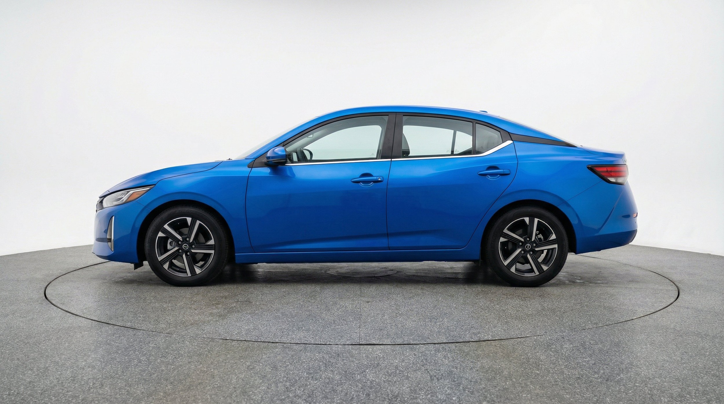 Thumbnail: 2025 Nissan Sentra - 5