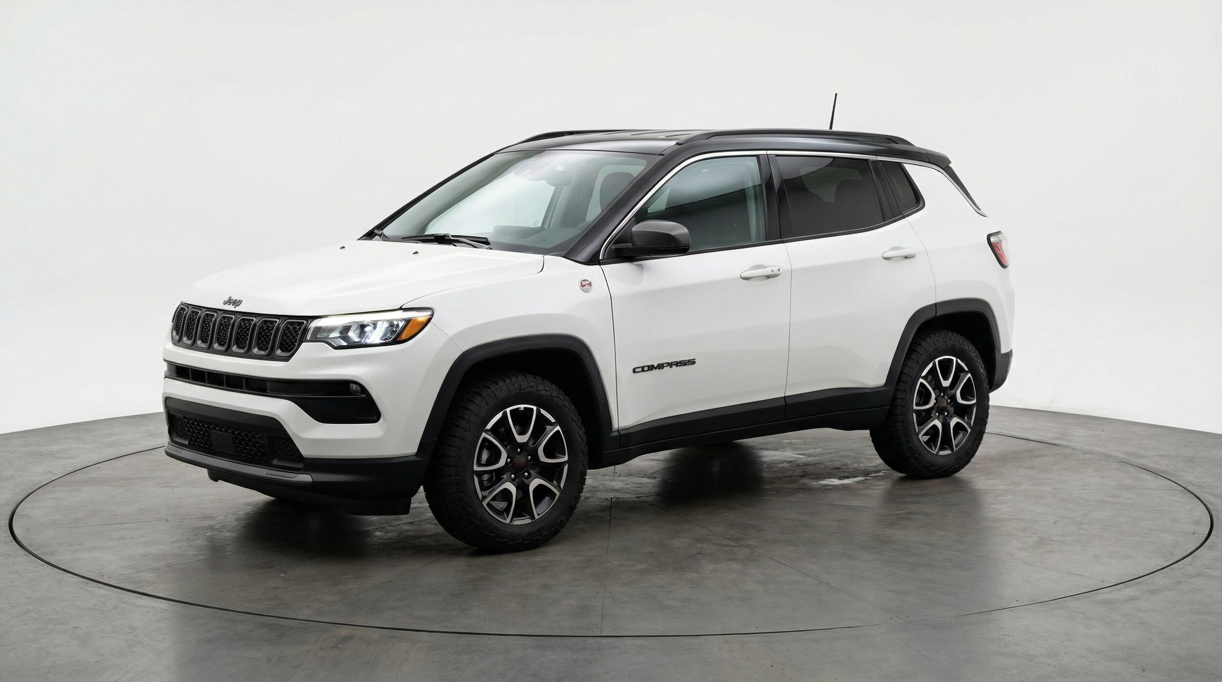 Thumbnail: 2025 Jeep Compass - 3
