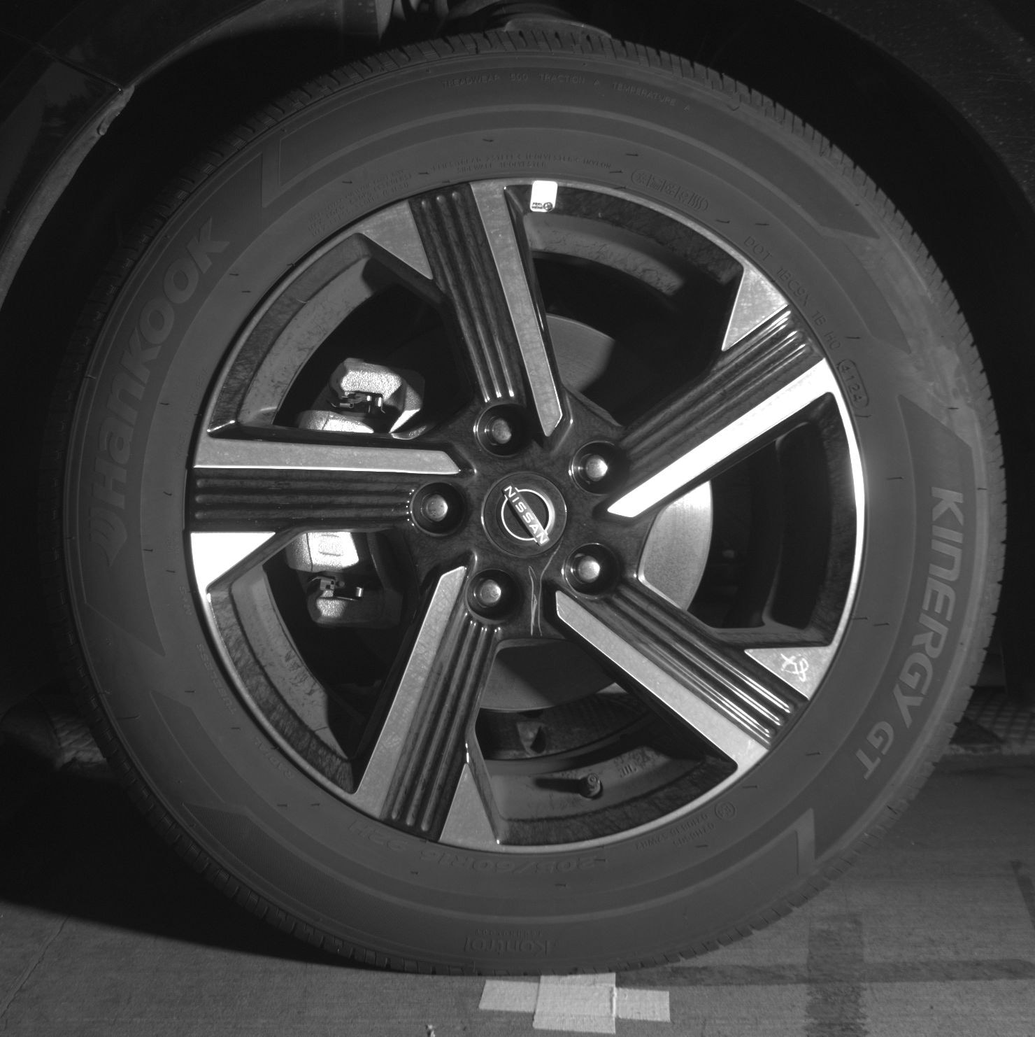 Thumbnail: 2025 Nissan Sentra - 9