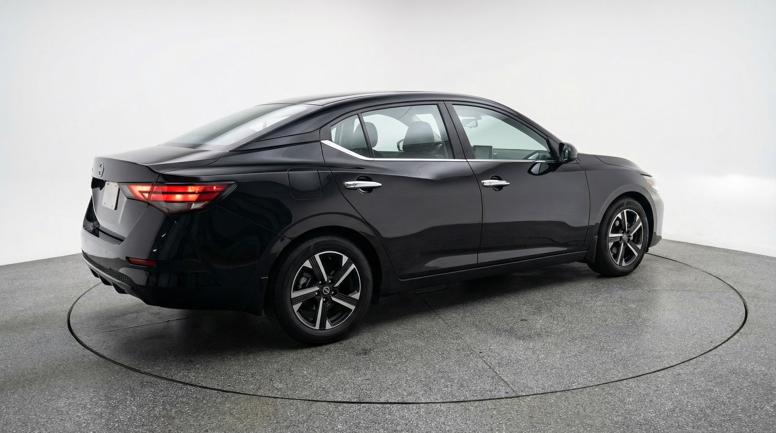 Thumbnail: 2025 Nissan Sentra - 9