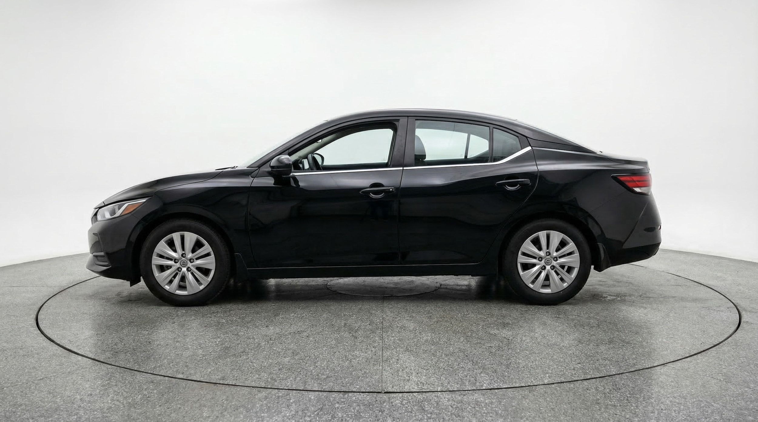 Thumbnail: 2025 Nissan Sentra - 4