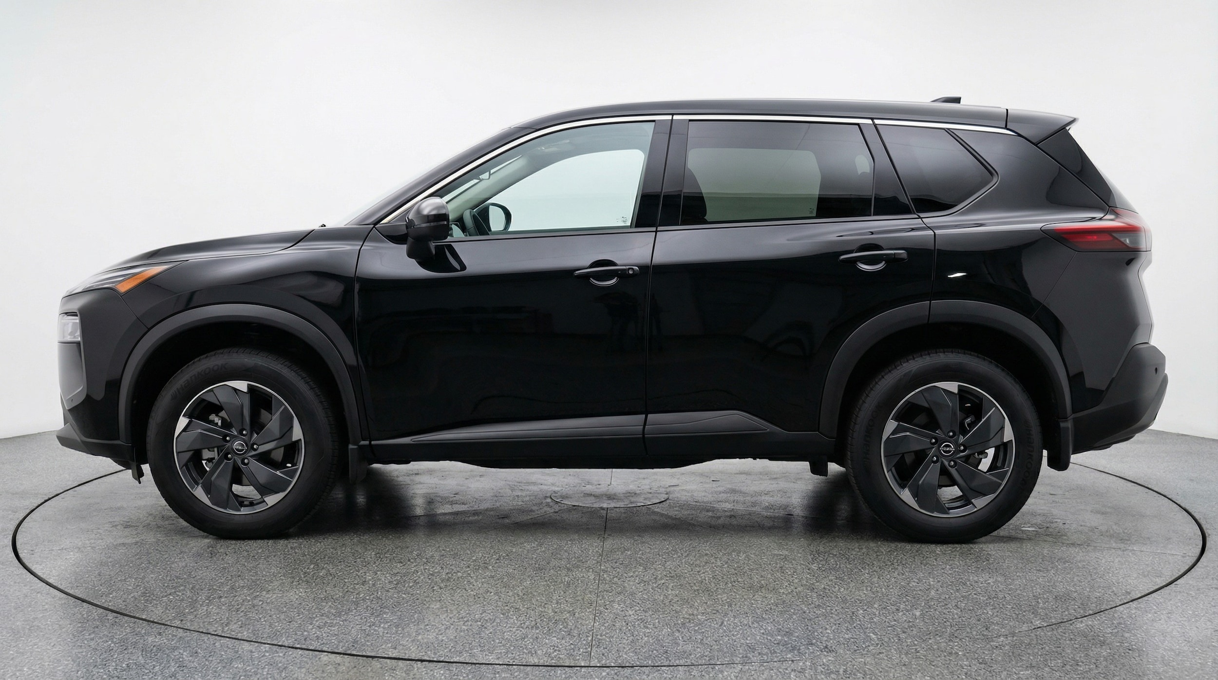 Thumbnail: 2025 Nissan Rogue - 4