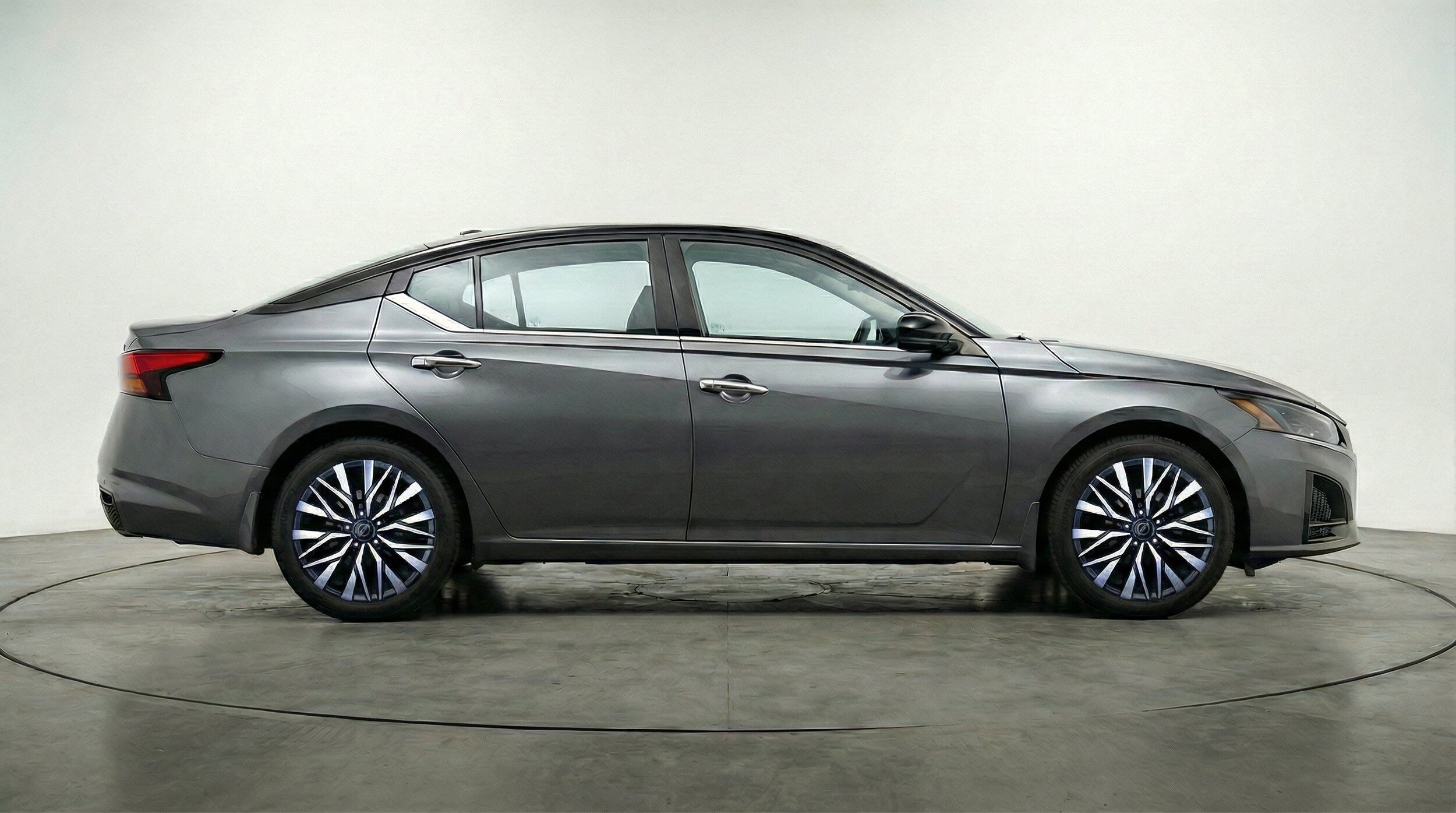 Thumbnail: 2025 Nissan Altima - 11