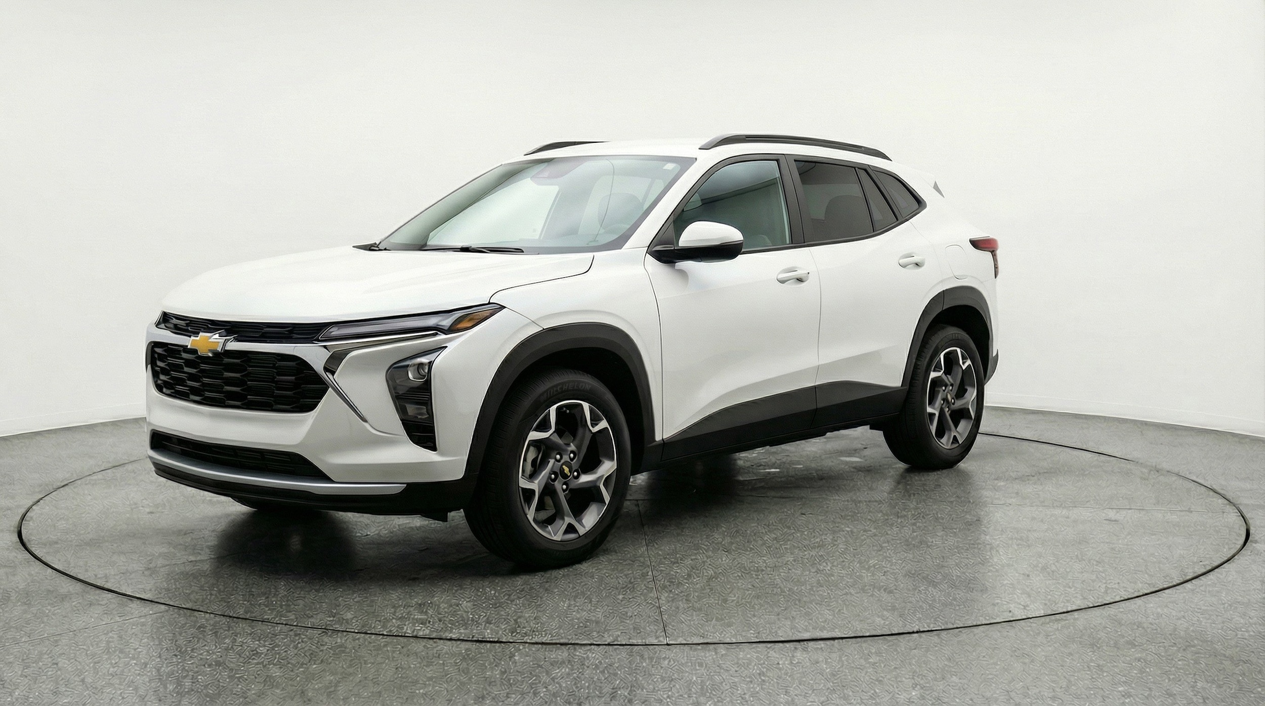 Thumbnail: 2025 Chevrolet Trax - 3