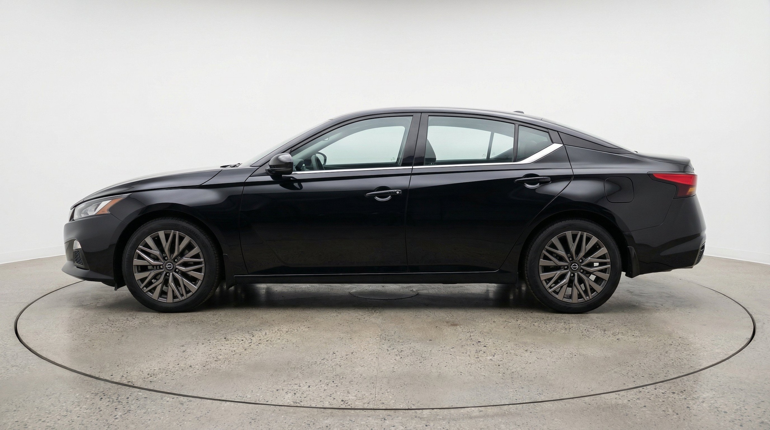 Thumbnail: 2026 Nissan Altima - 5