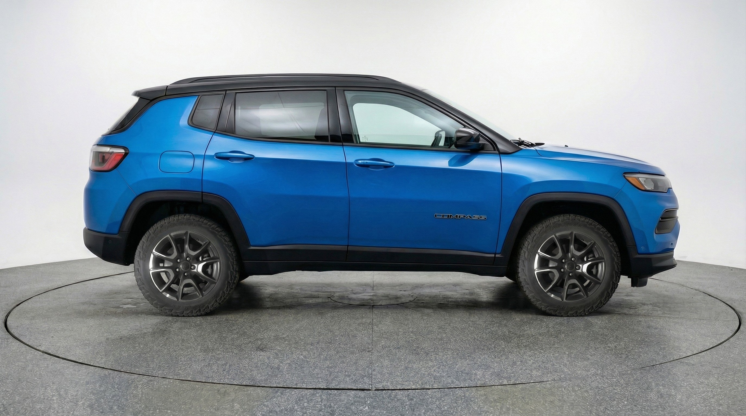Thumbnail: 2025 Jeep Compass - 11