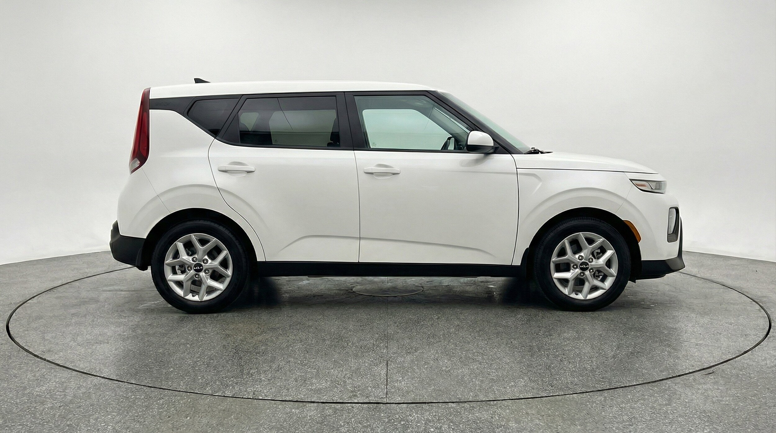 Thumbnail: 2025 Kia Soul - 11