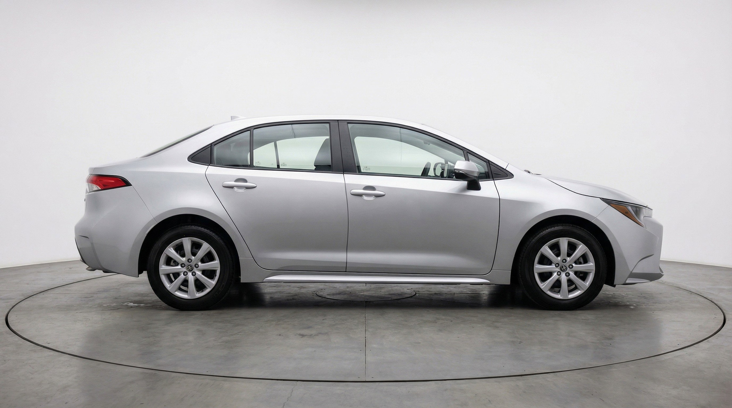Thumbnail: 2025 Toyota Corolla - 11