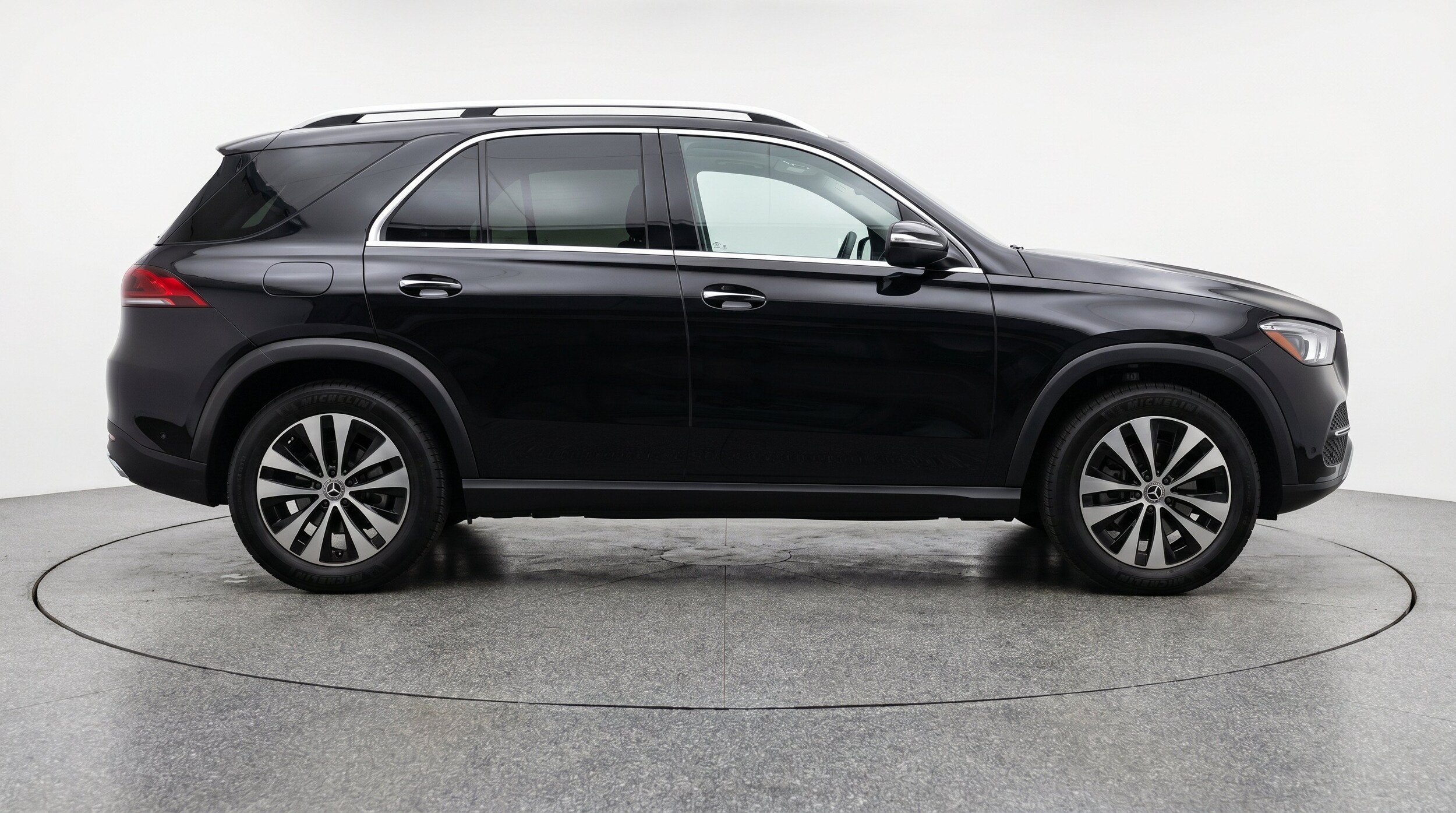 Thumbnail: 2026 Mercedes-Benz GLE - 11