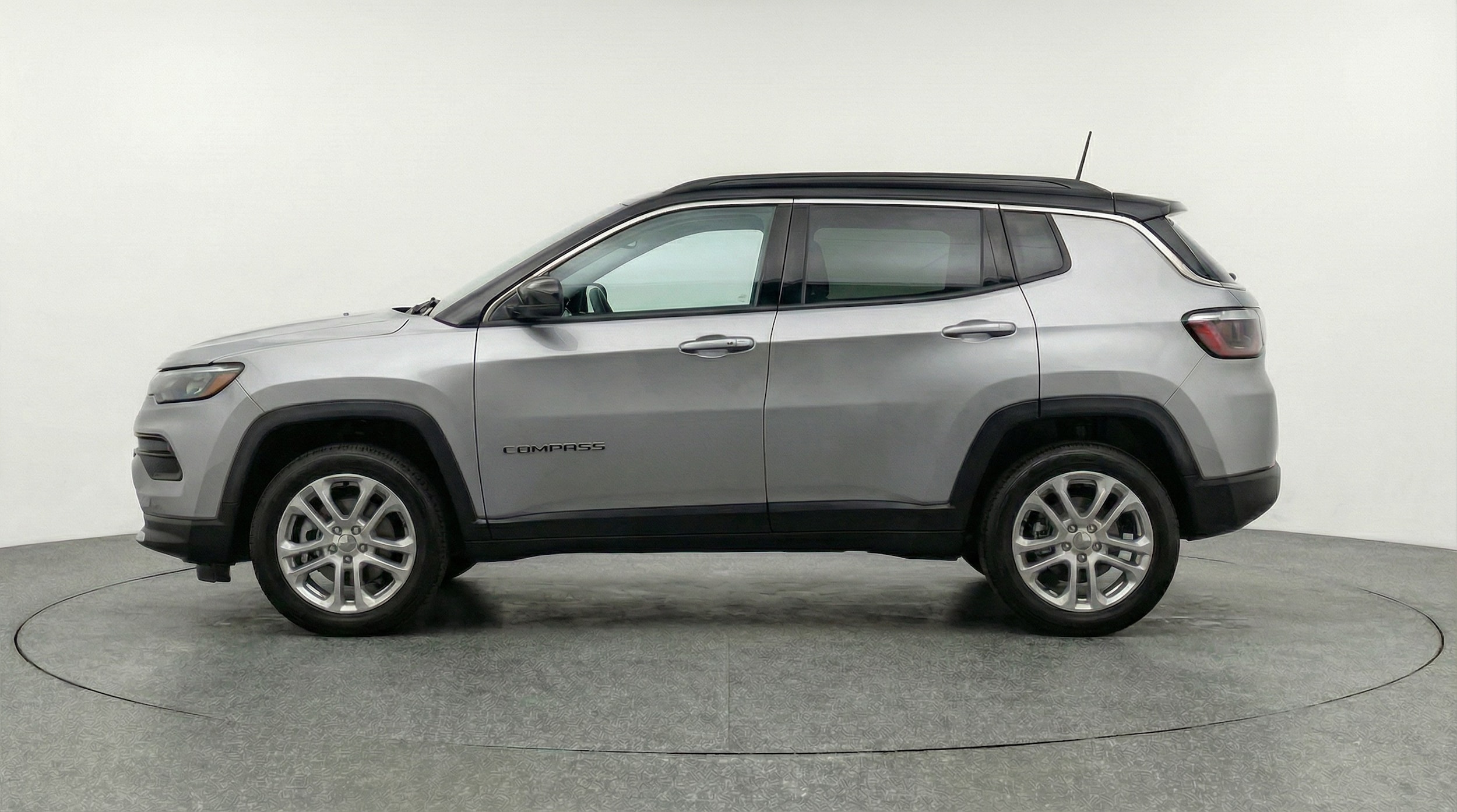 Thumbnail: 2025 Jeep Compass - 4