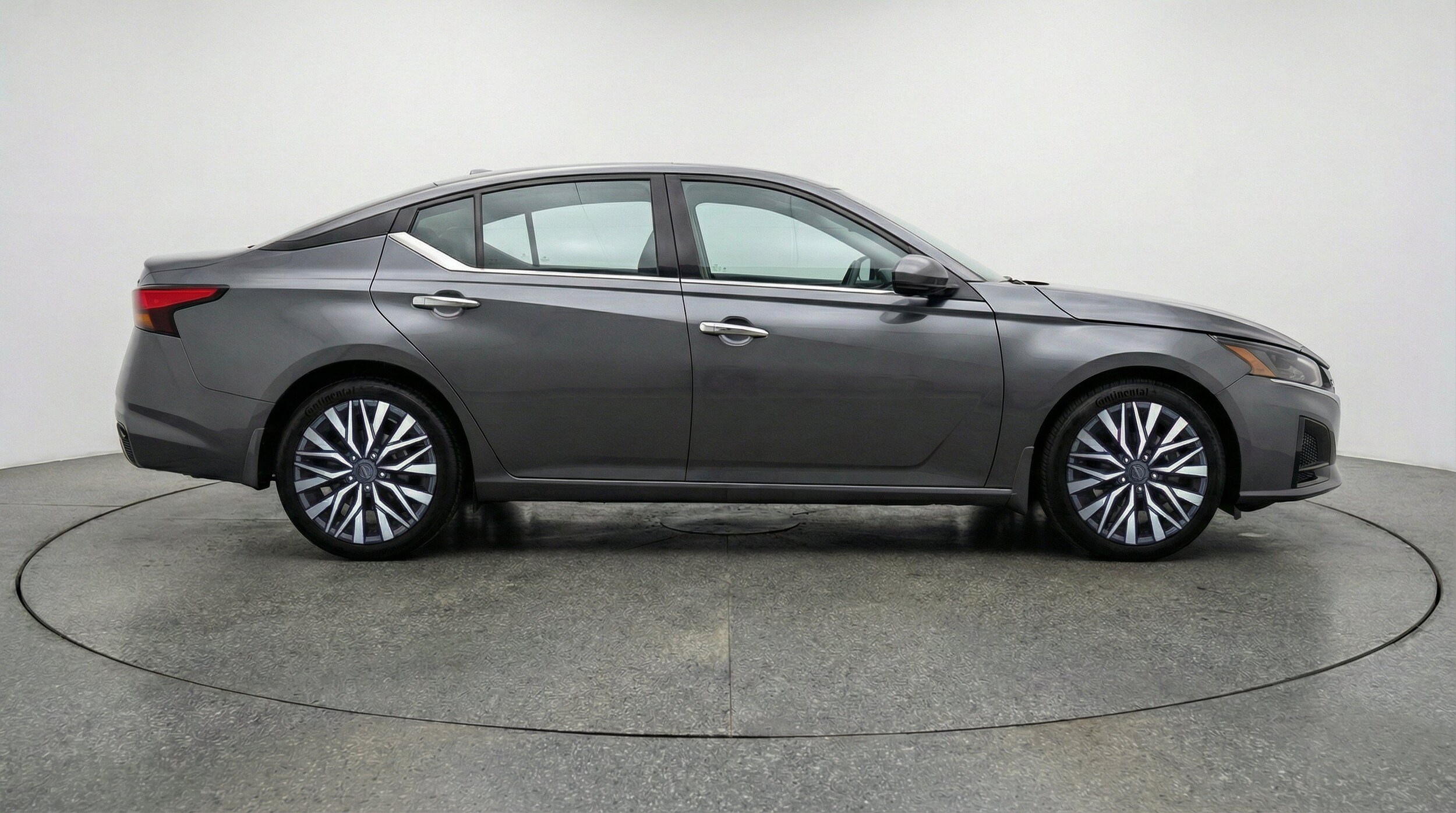 Thumbnail: 2025 Nissan Altima - 11