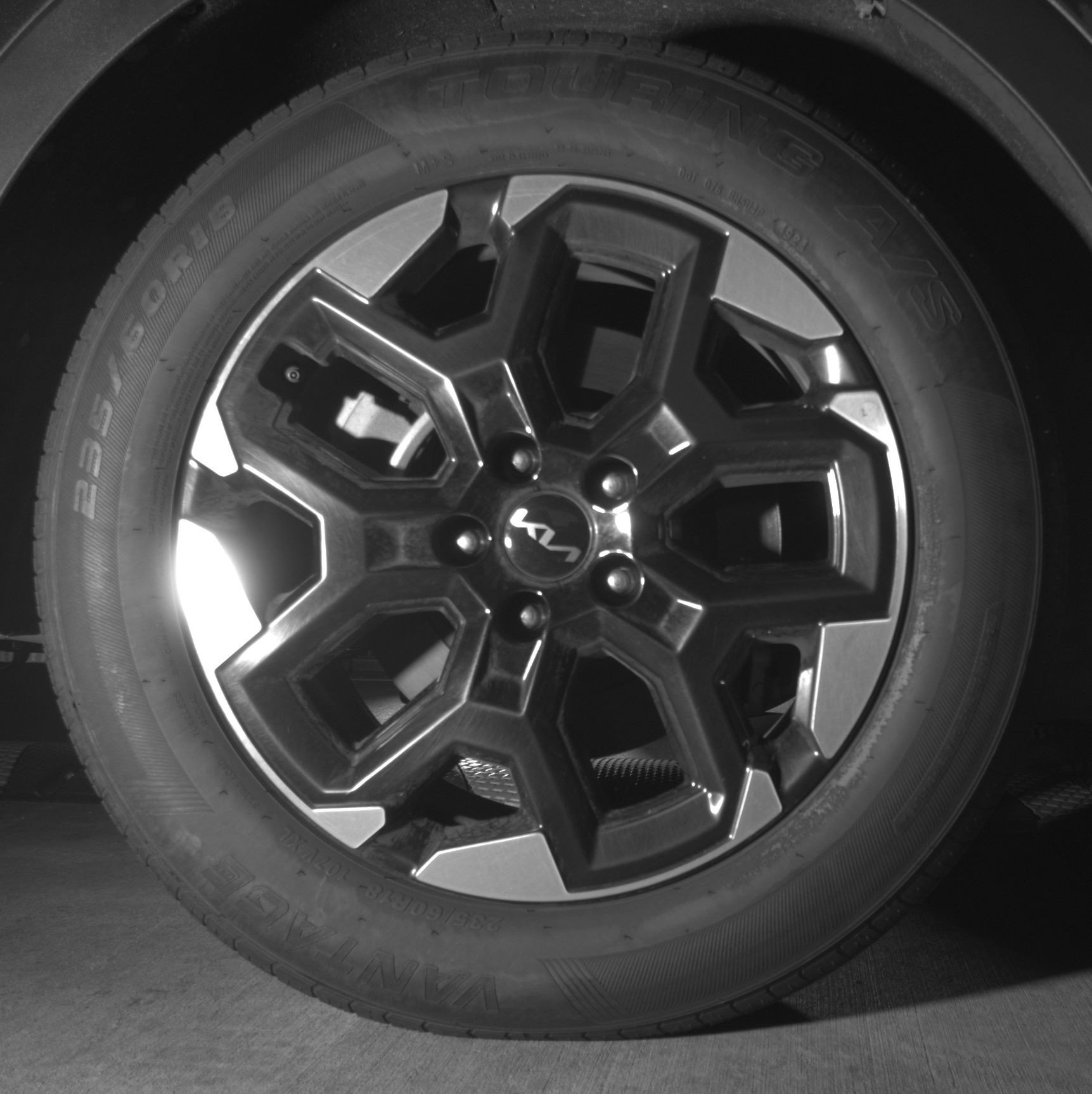 Thumbnail: 2024 Kia Sorento - 15