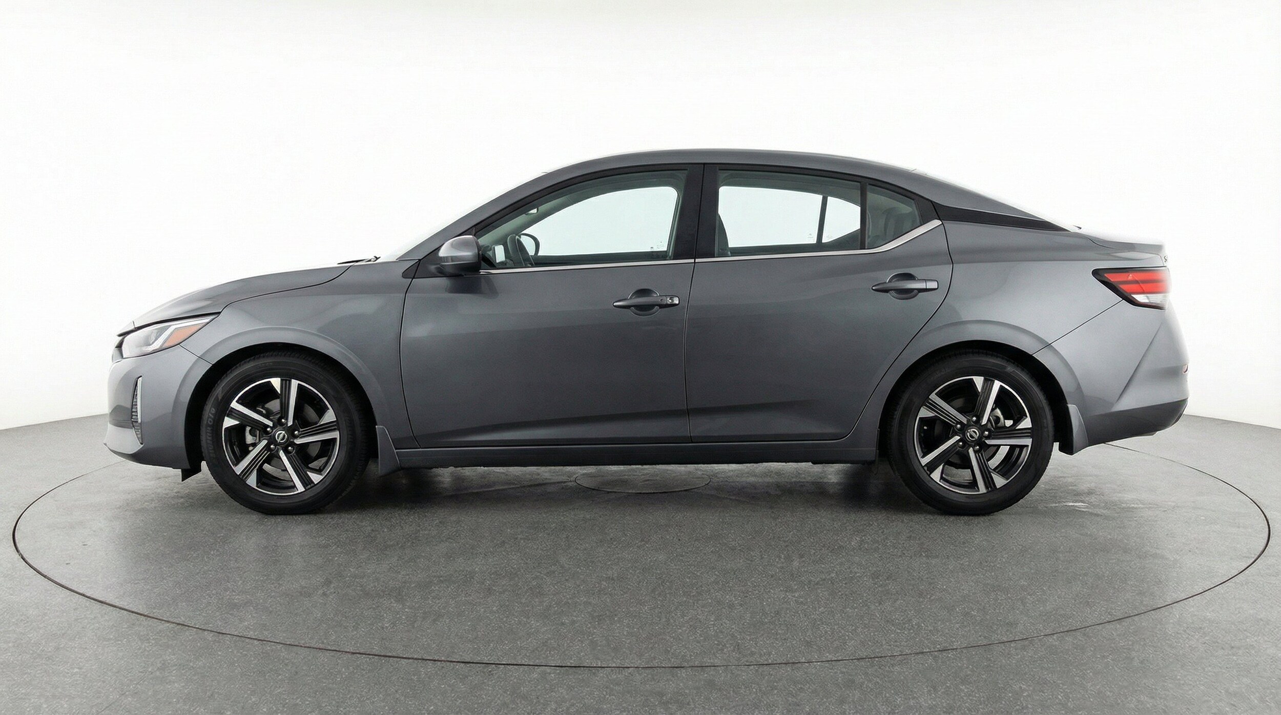 Thumbnail: 2025 Nissan Sentra - 5