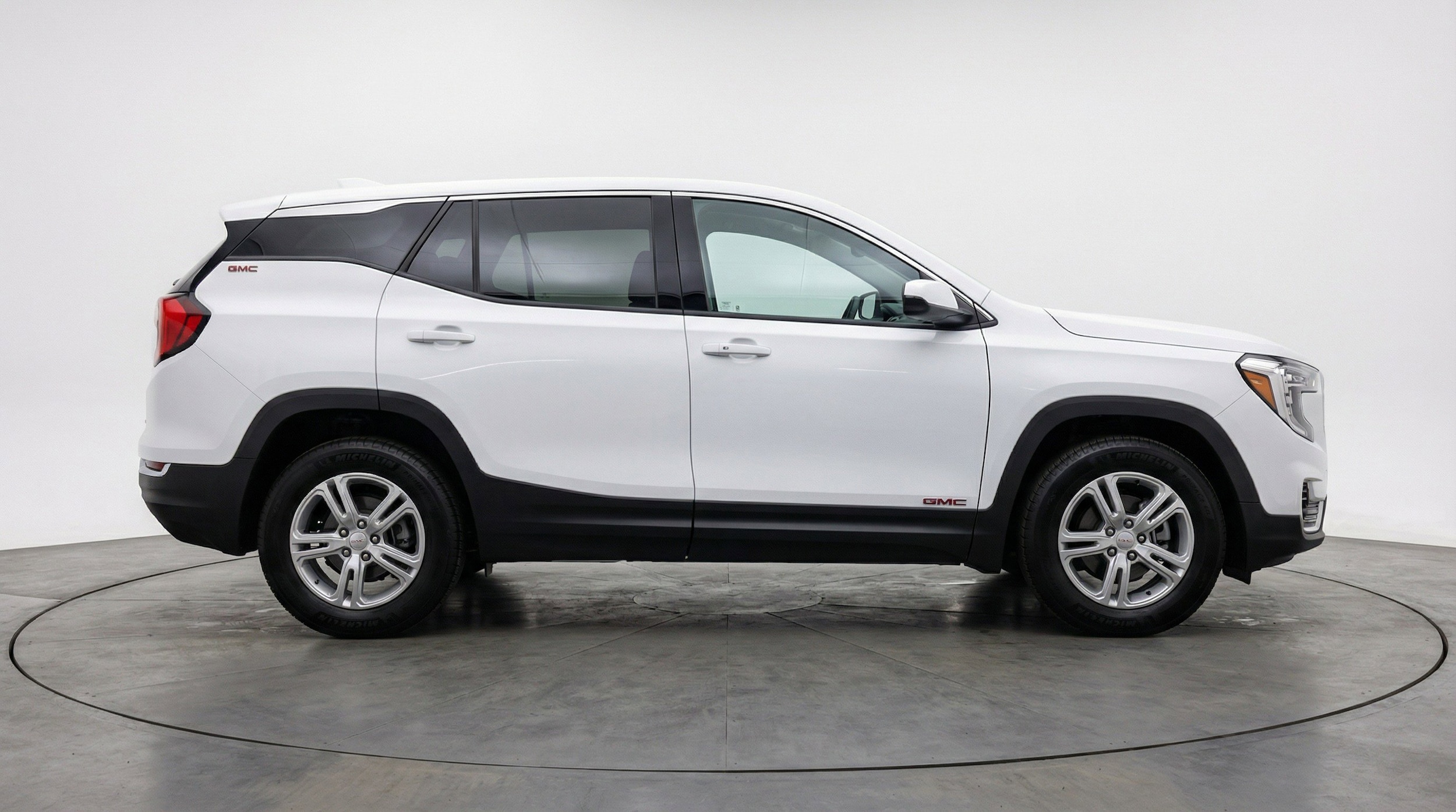 Thumbnail: 2024 GMC Terrain - 11