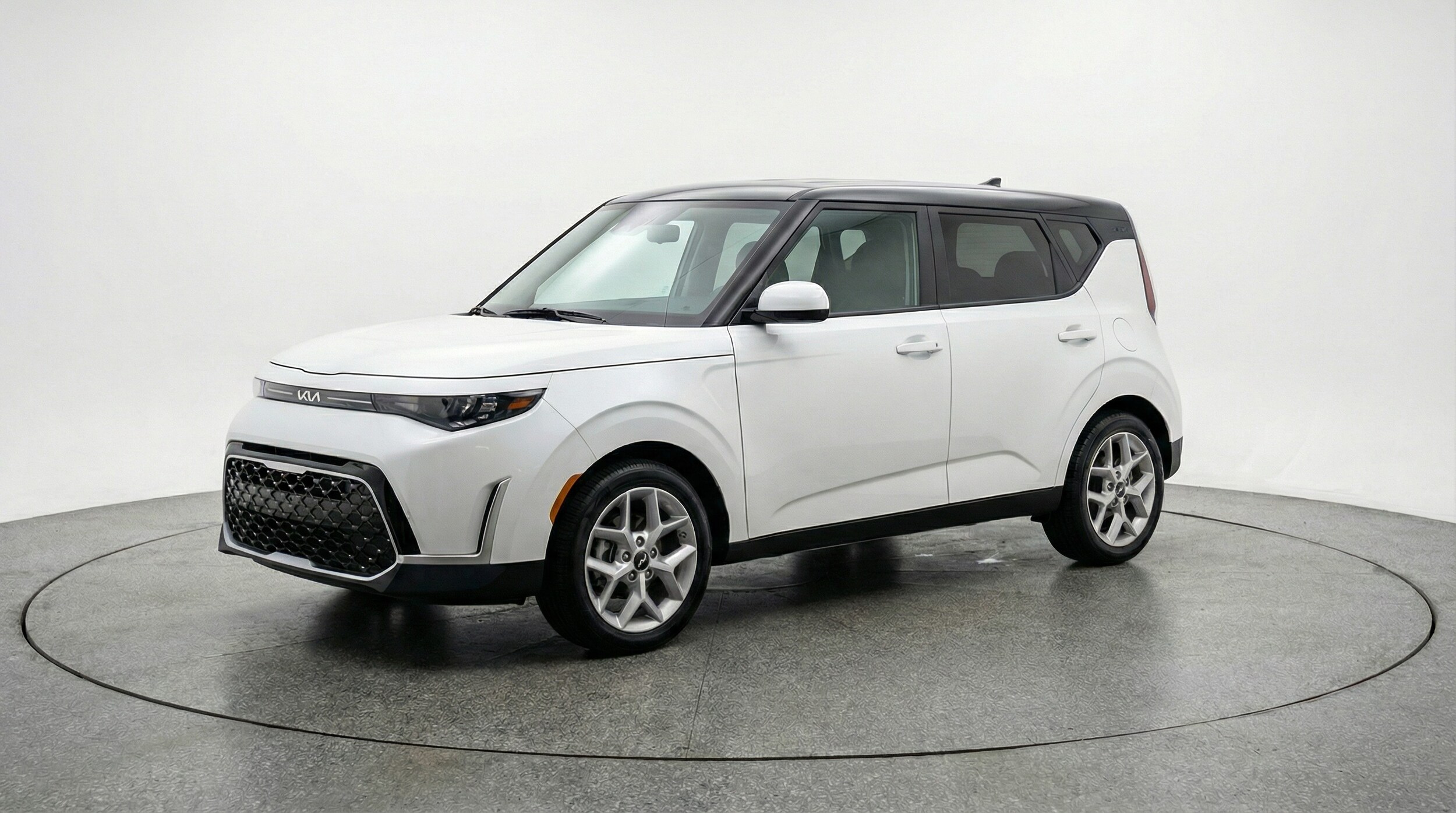 Thumbnail: 2025 Kia Soul - 3