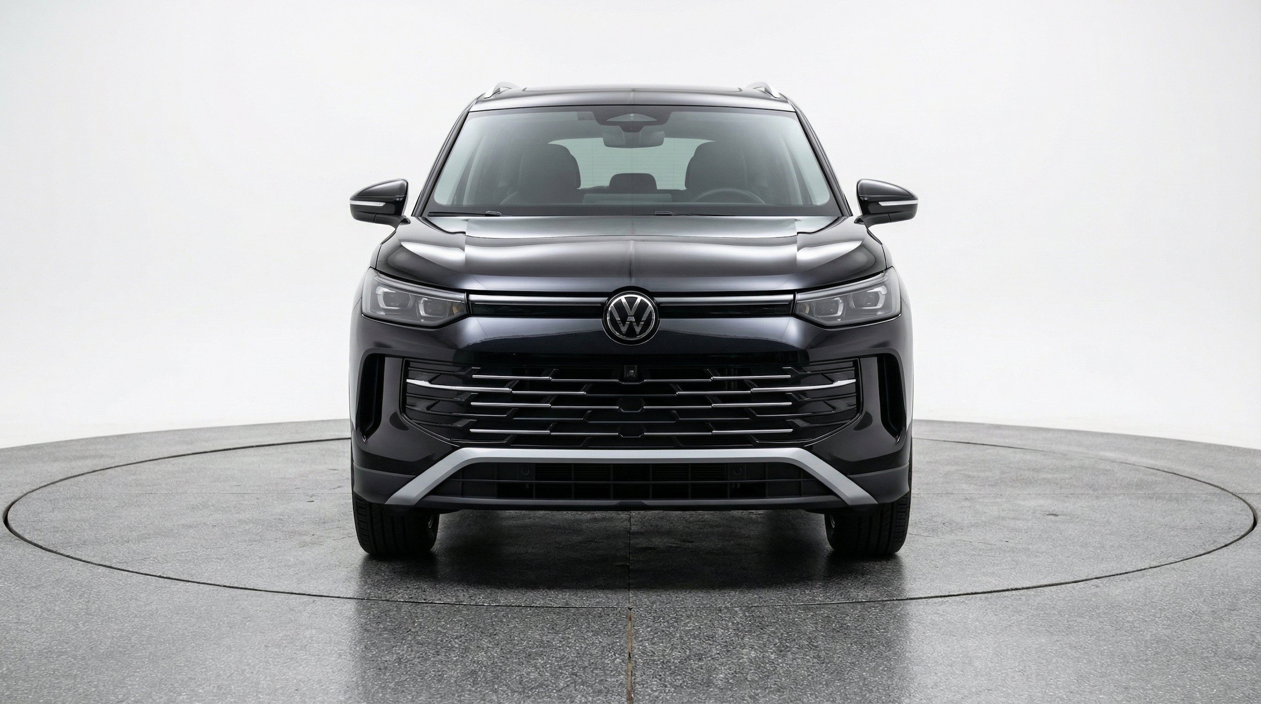 Thumbnail: 2026 Volkswagen Tiguan - 2