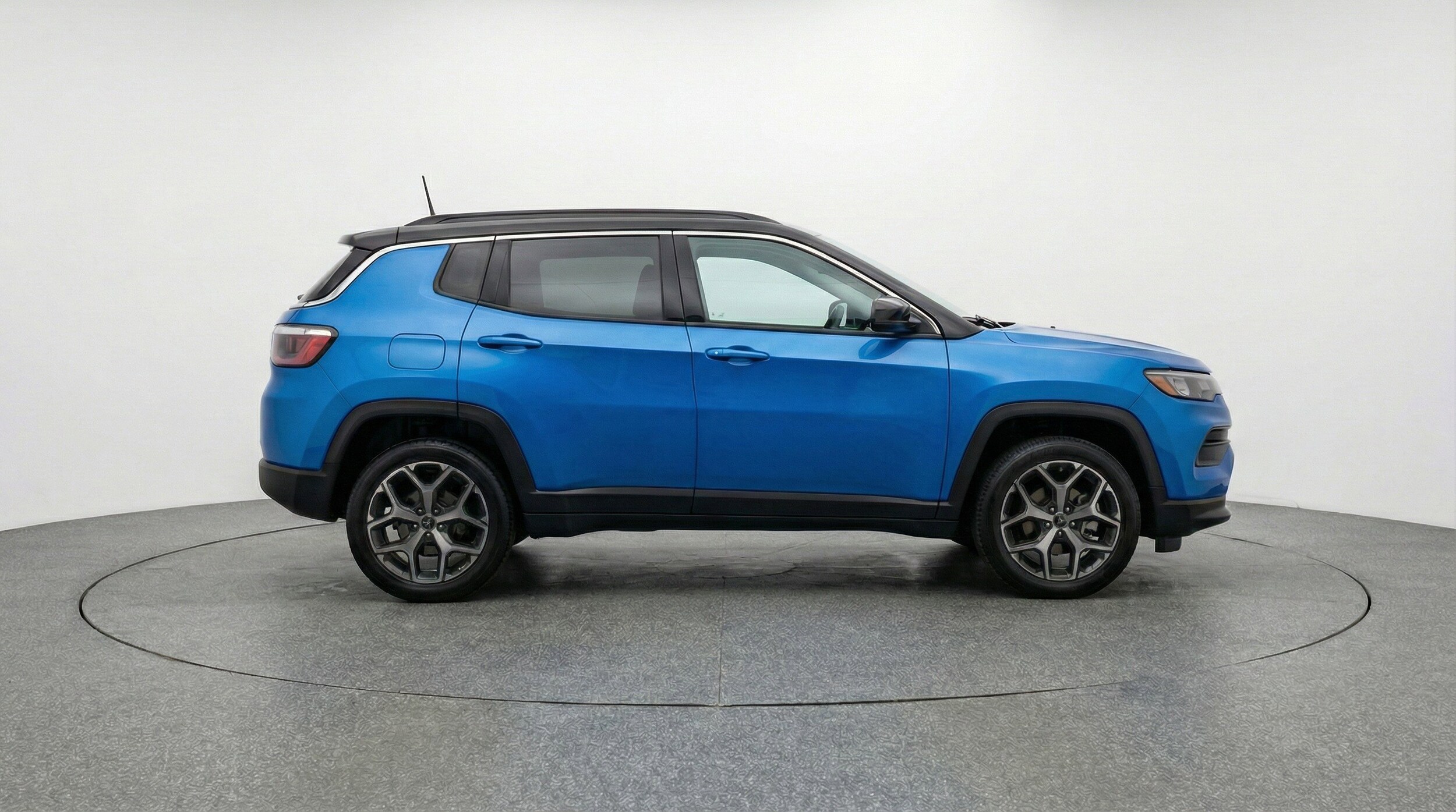 Thumbnail: 2025 Jeep Compass - 11