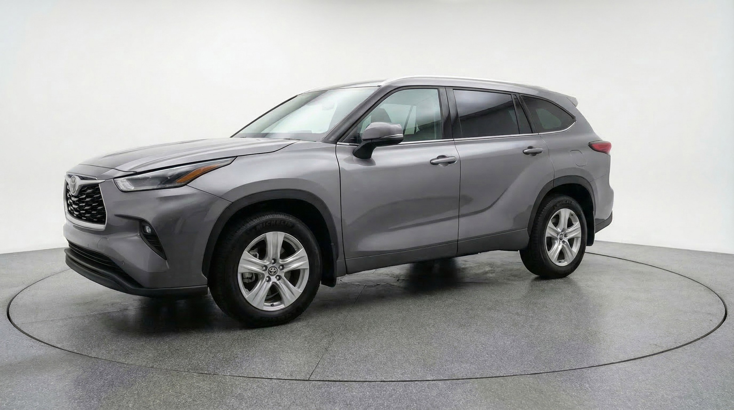 Thumbnail: 2025 Toyota Highlander - 3