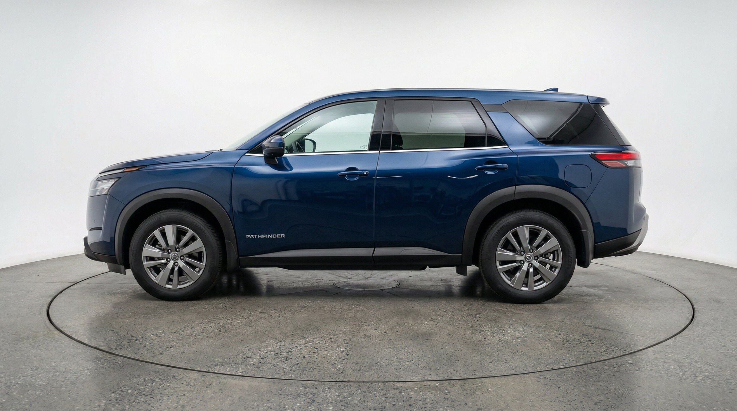 Thumbnail: 2025 Nissan Pathfinder - 5