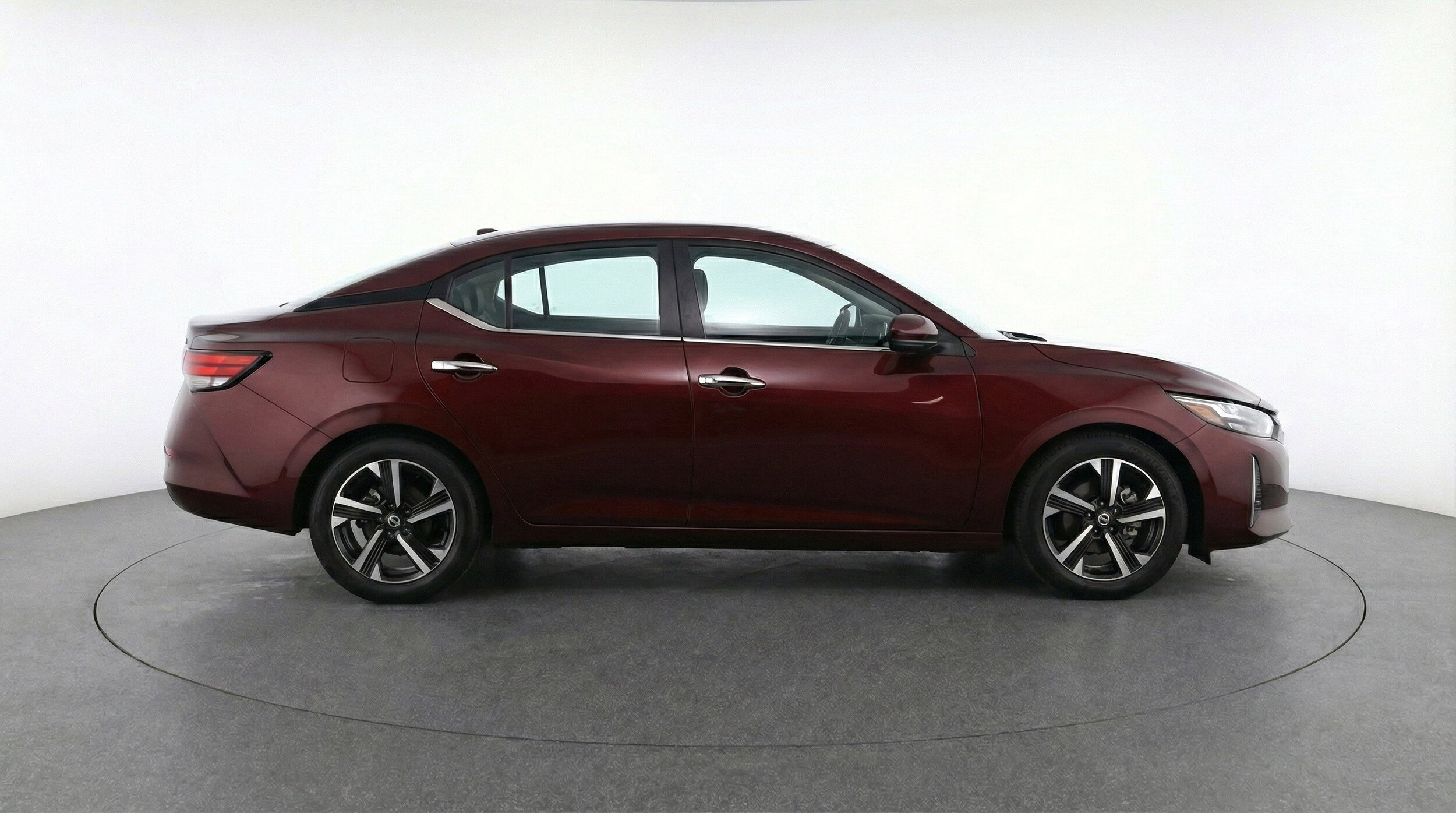 Thumbnail: 2025 Nissan Sentra - 11