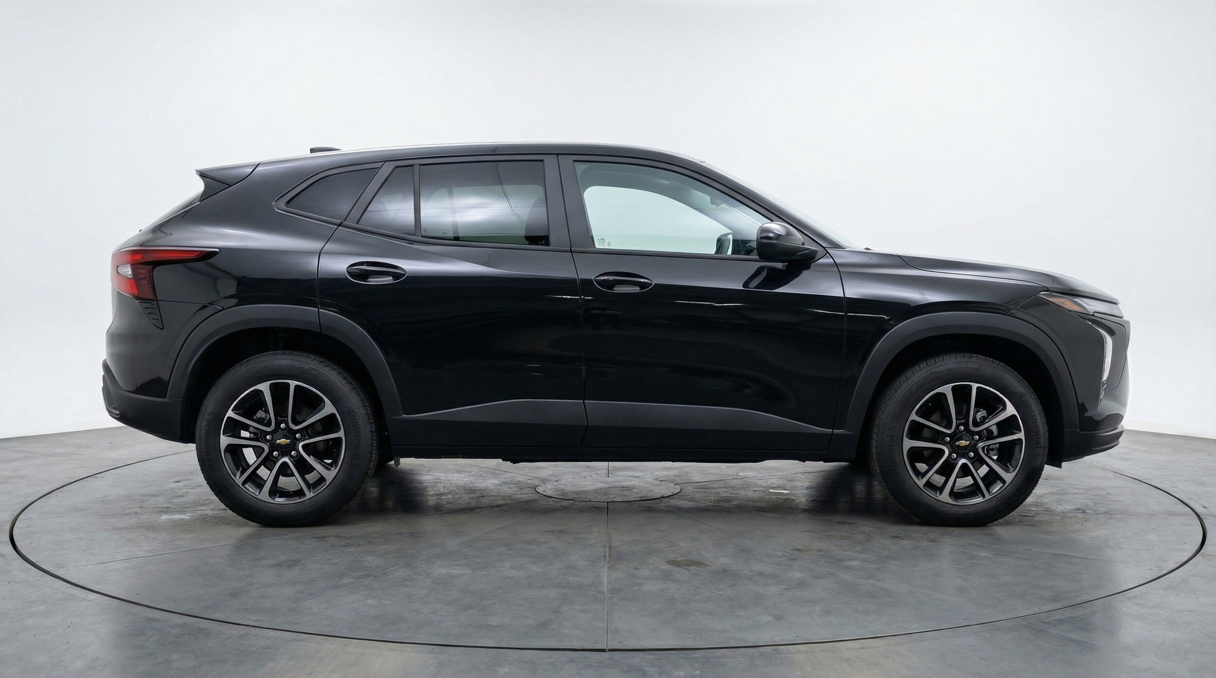 Thumbnail: 2025 Chevrolet TrailBlazer - 11