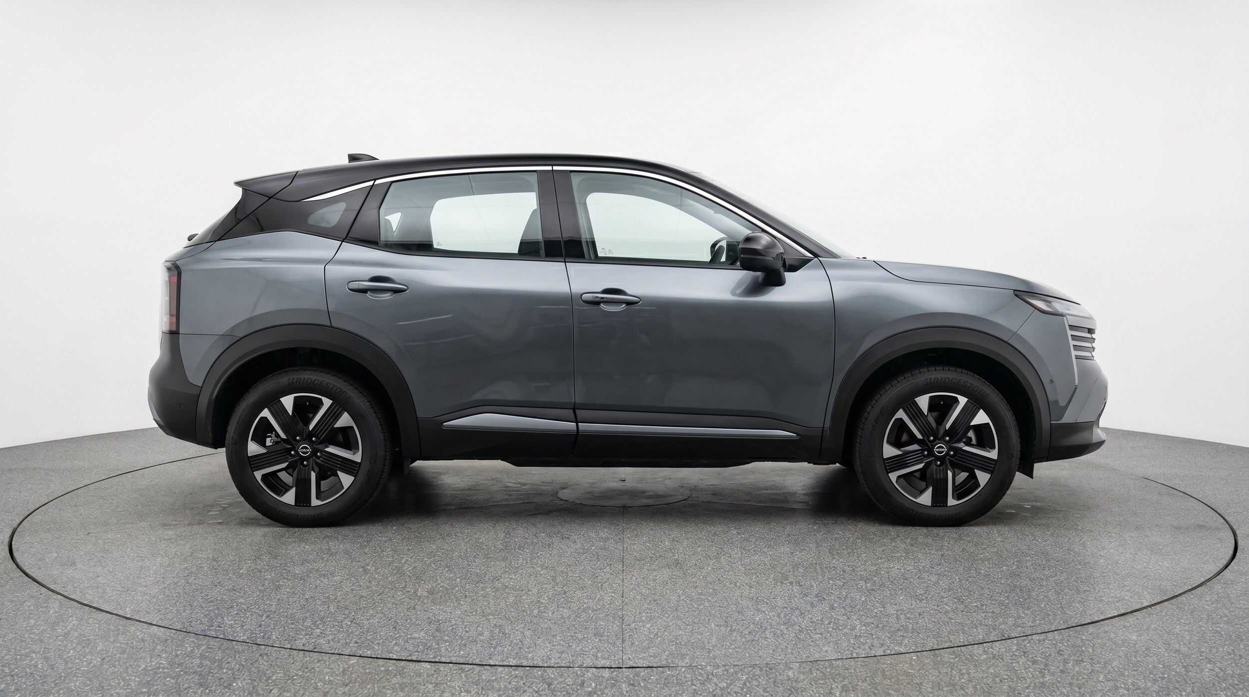 Thumbnail: 2026 Nissan Kicks - 11