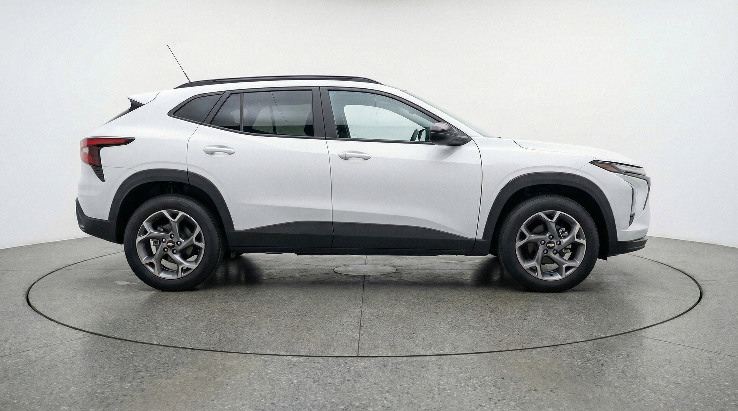 Thumbnail: 2025 Chevrolet Trax - 11