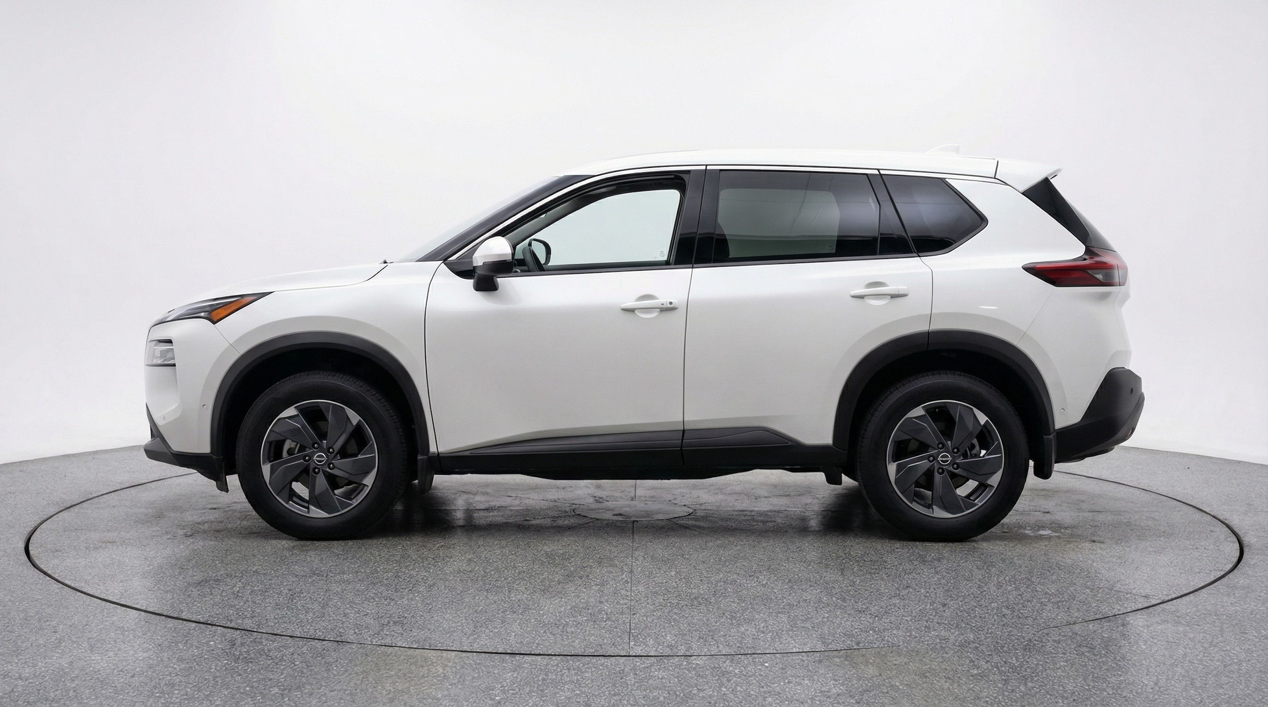 Thumbnail: 2025 Nissan Rogue - 4