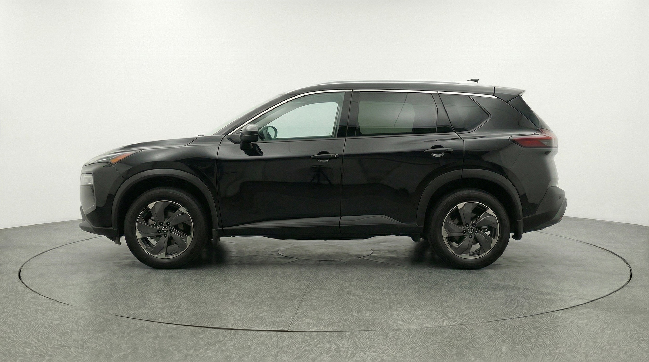 Thumbnail: 2025 Nissan Rogue - 5