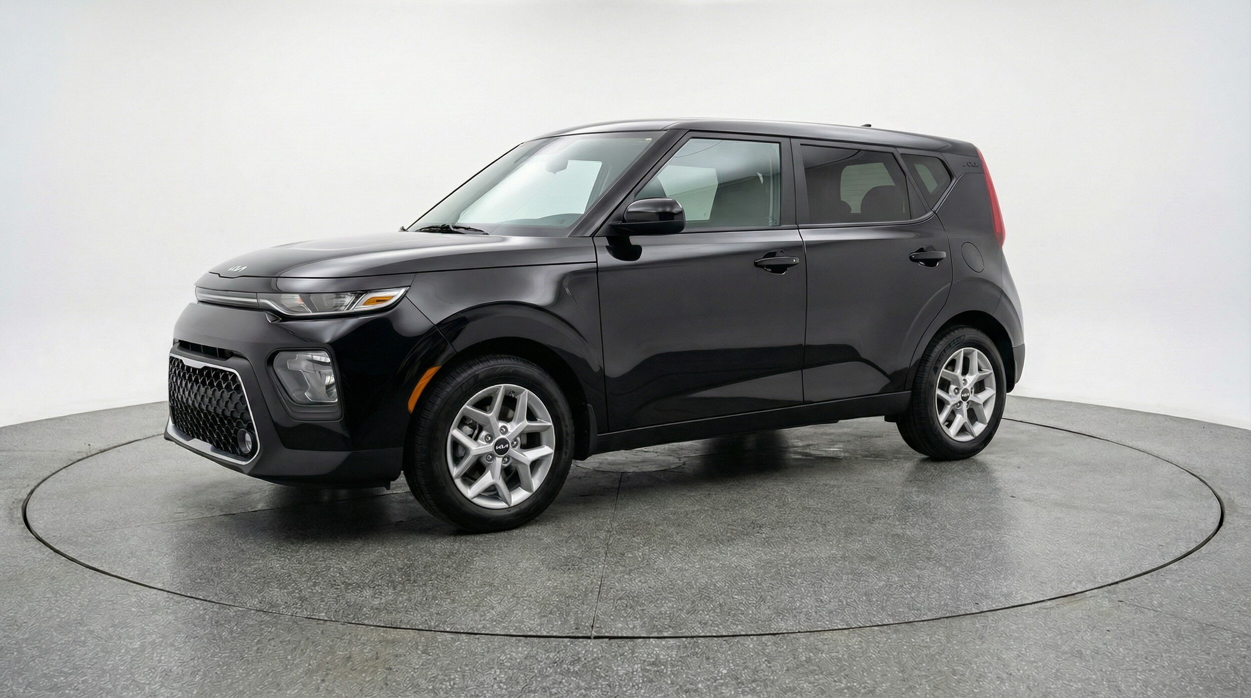 Thumbnail: 2025 Kia Soul - 3