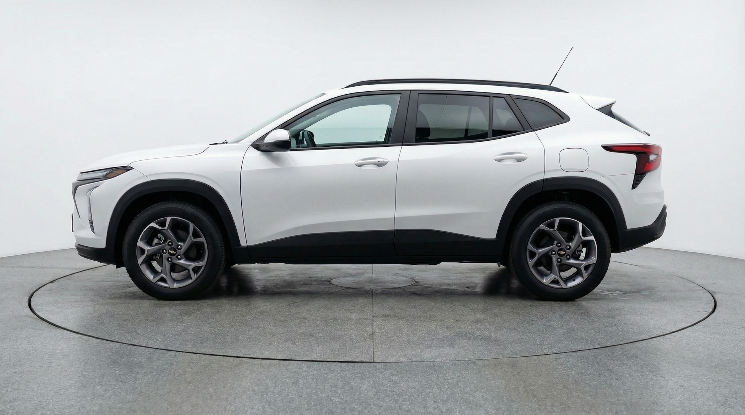 Thumbnail: 2025 Chevrolet Trax - 4