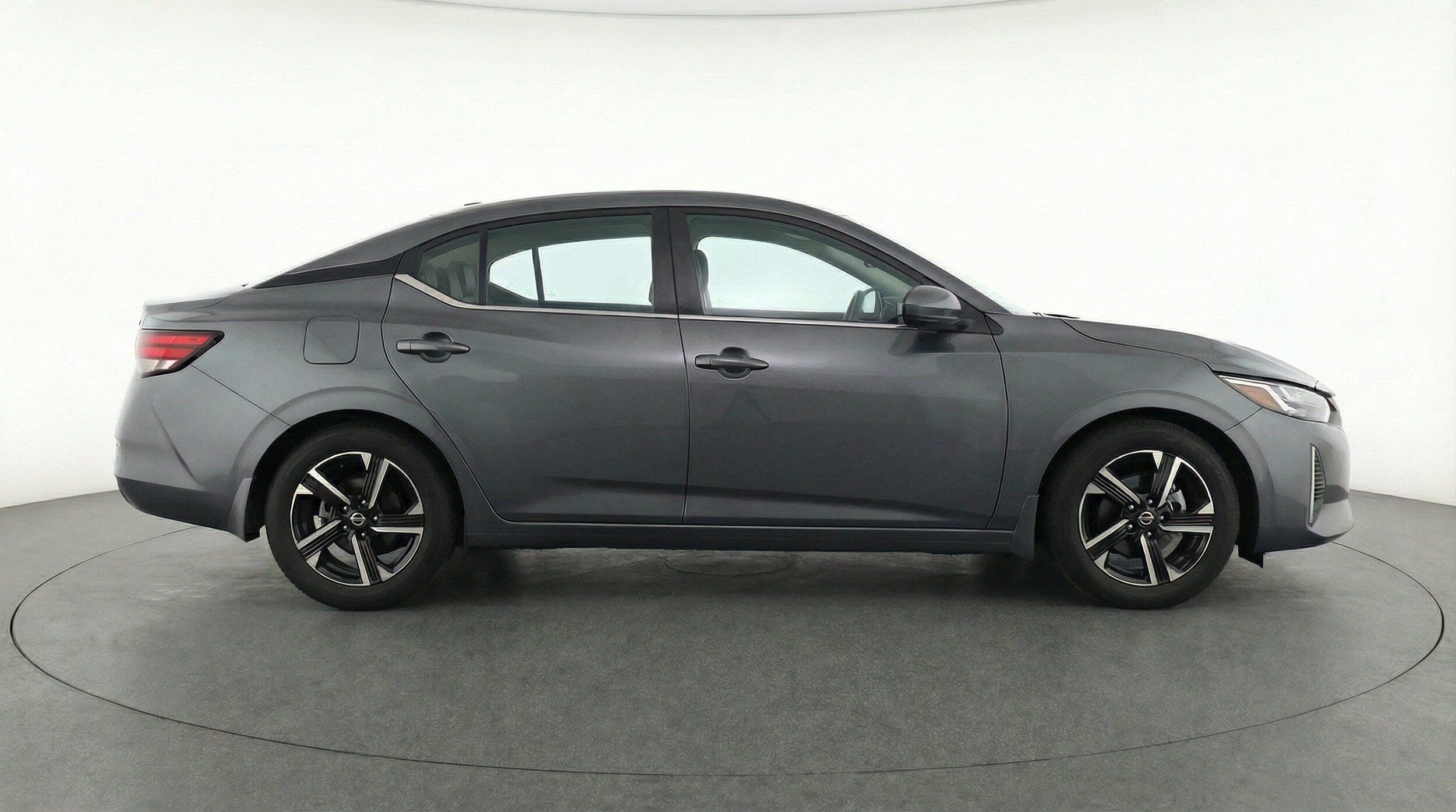 Thumbnail: 2025 Nissan Sentra - 11
