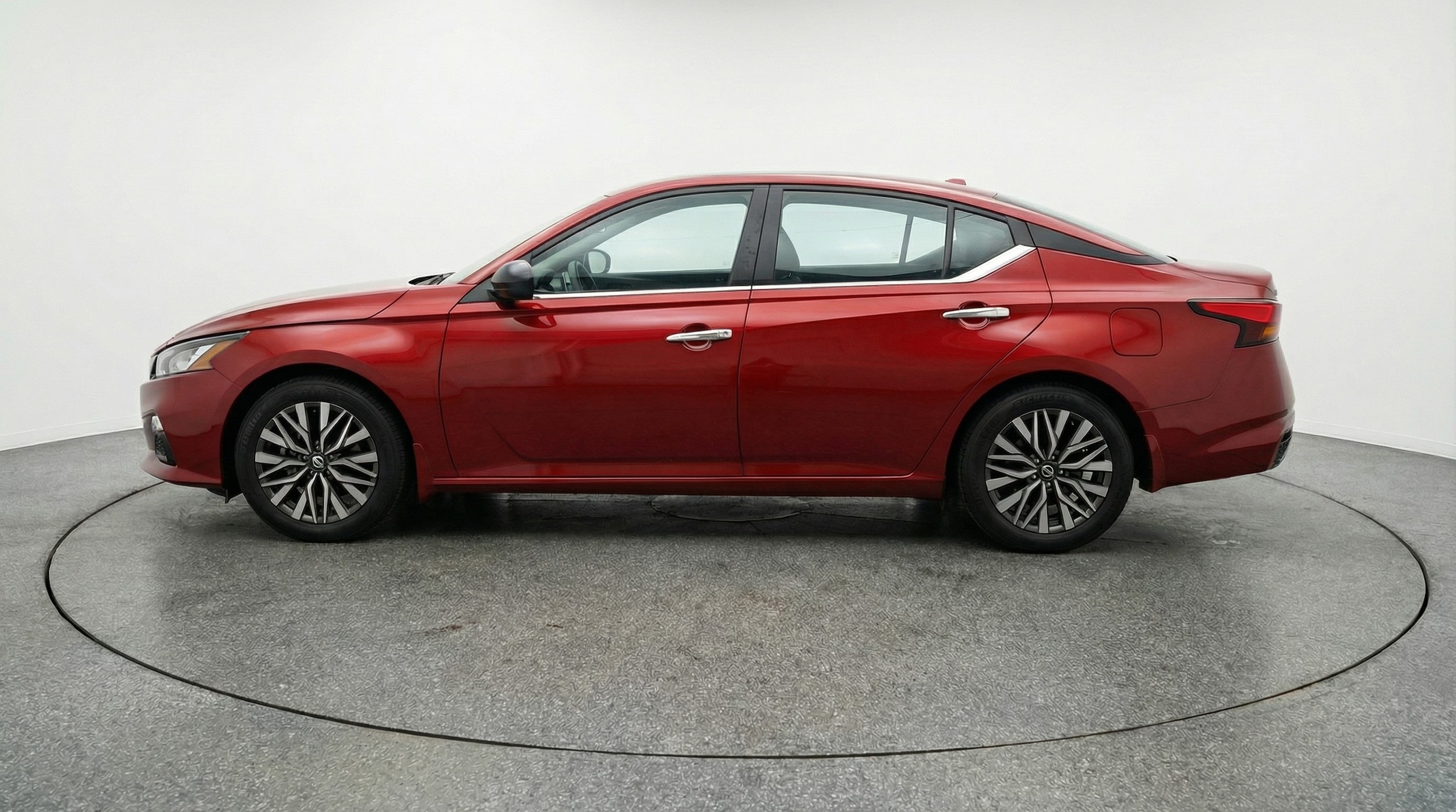 Thumbnail: 2025 Nissan Altima - 4